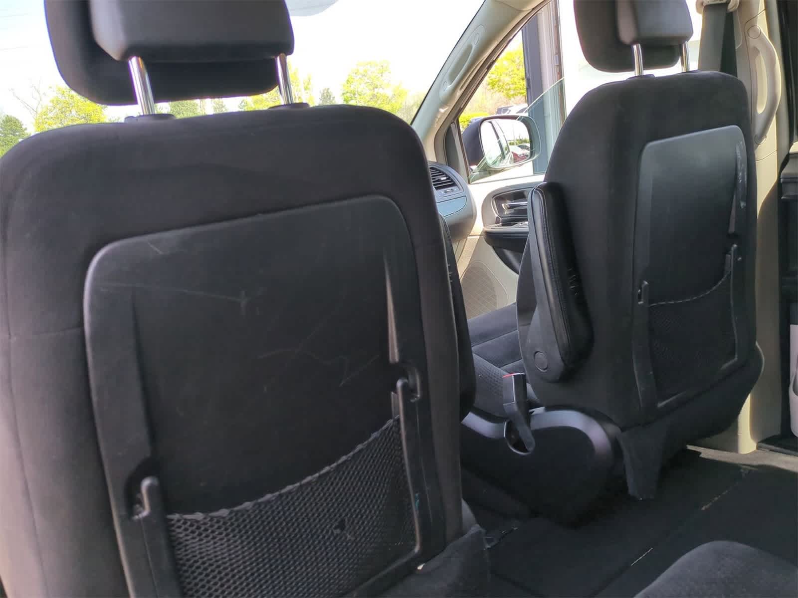 2014 Dodge Grand Caravan SE 18