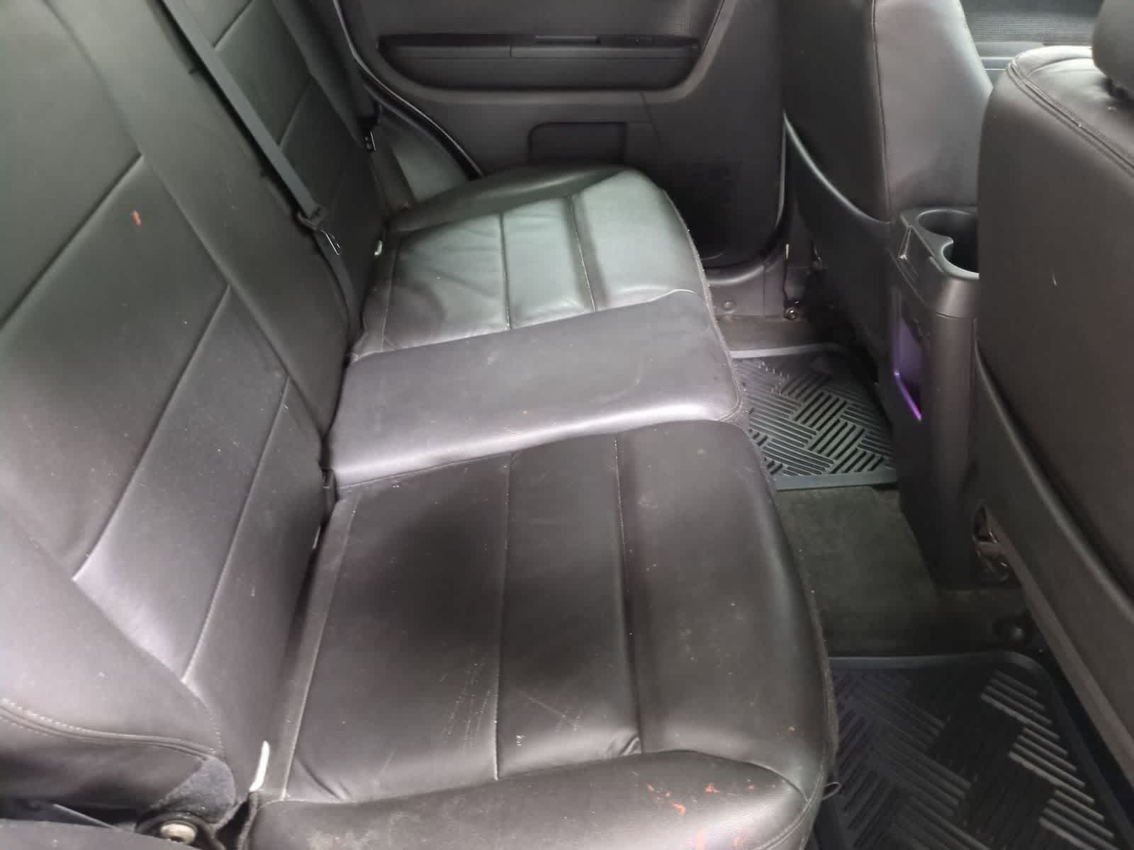 Thumbnail: 2010 Ford Escape - 21