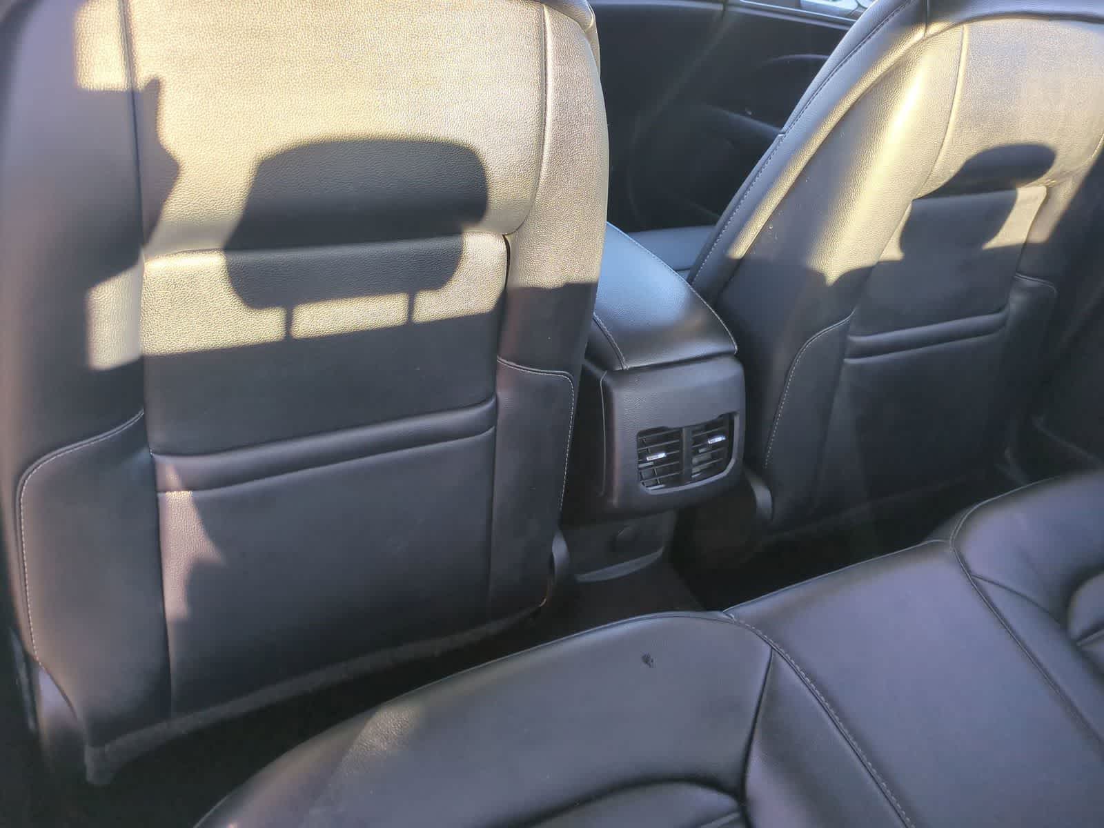 Thumbnail: 2019 Ford Fusion - 18