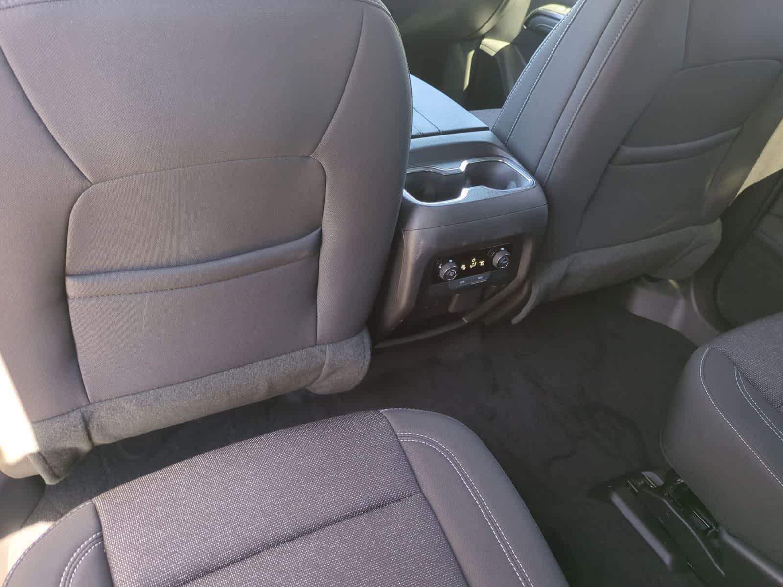 Thumbnail: 2025 Chevrolet Traverse - 18