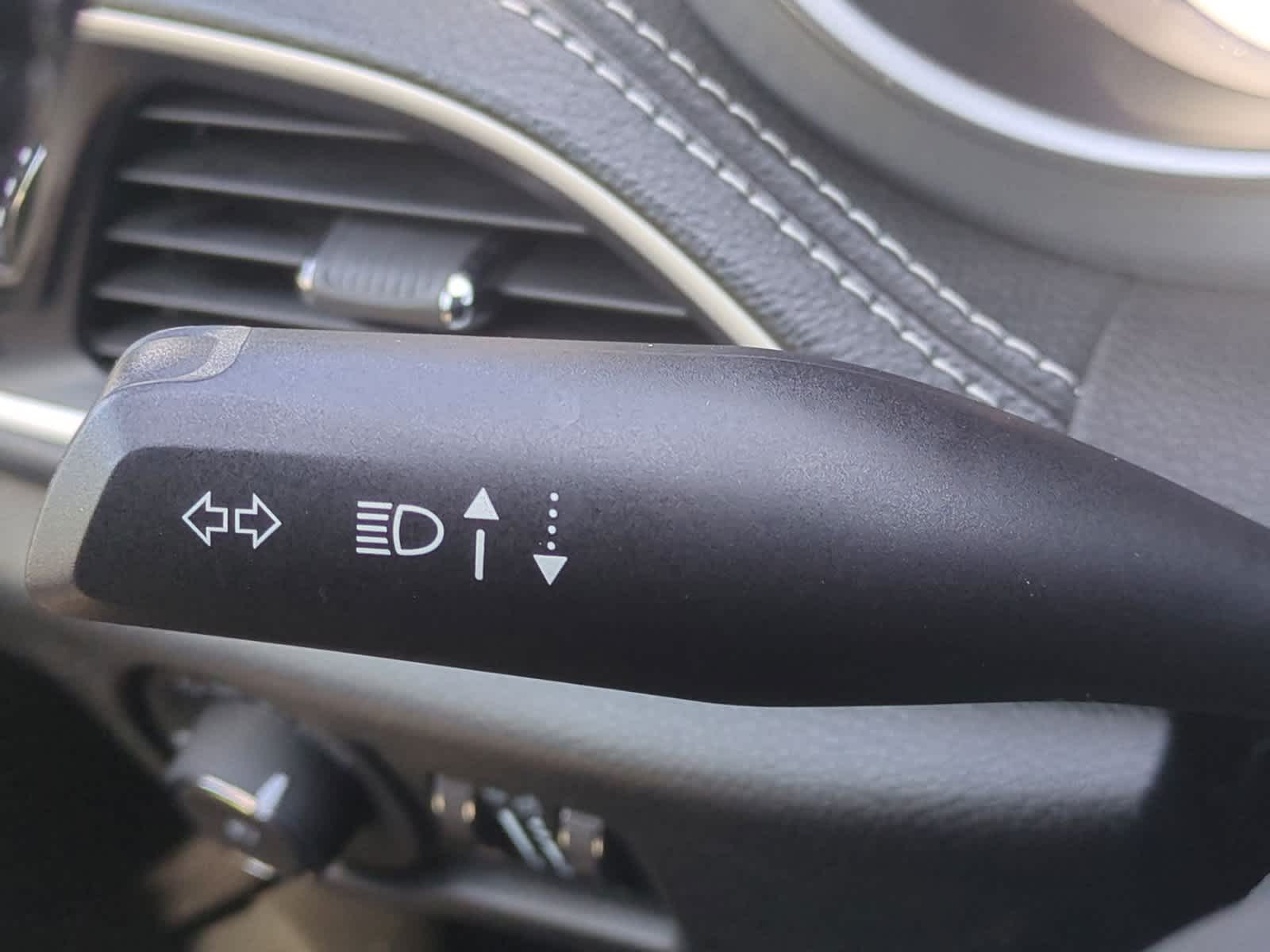 2024 Chrysler Pacifica PHEV Select - Photo 26