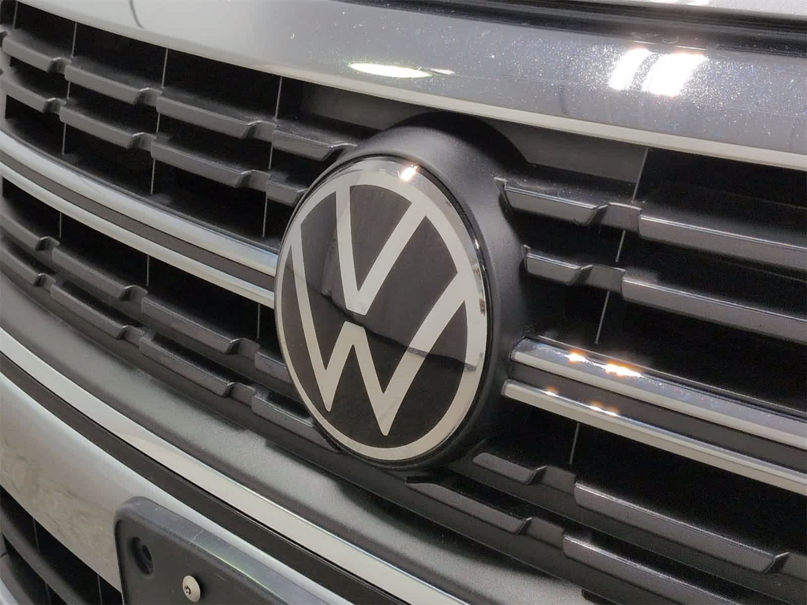 Thumbnail: 2024 Volkswagen Jetta - 13