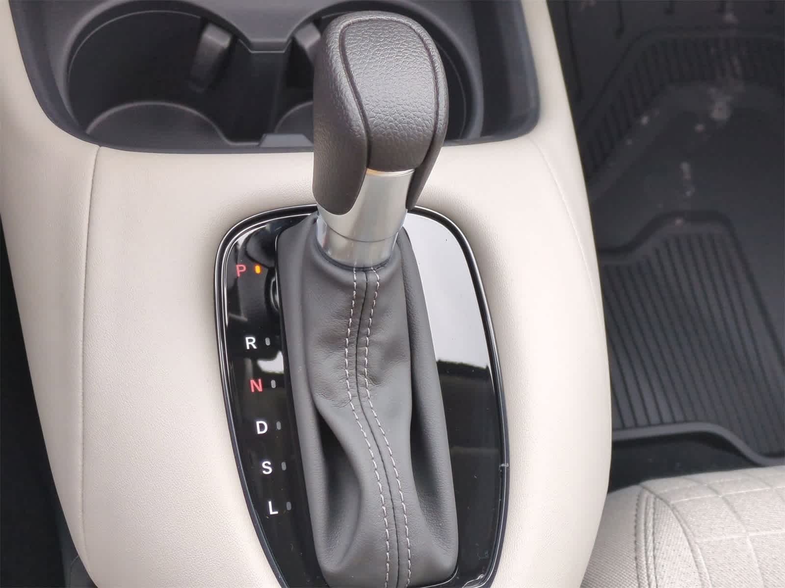 2025 Honda HR-V LX 30
