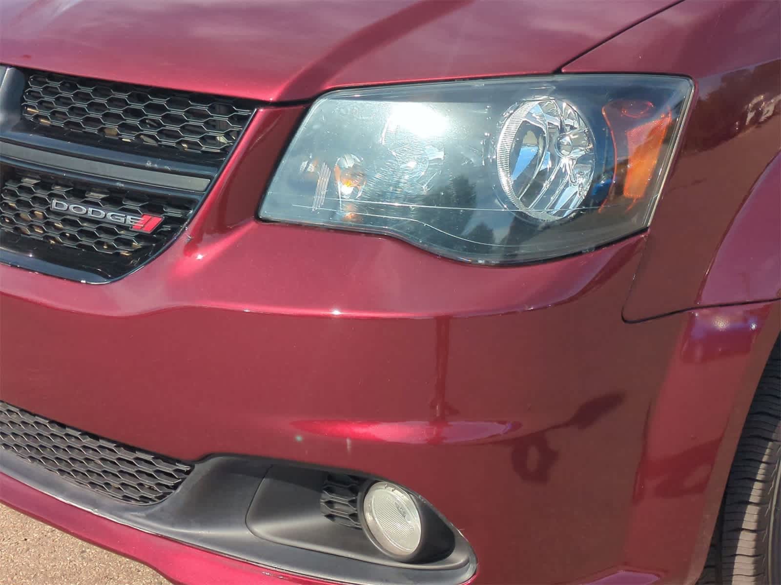 Thumbnail: 2019 Dodge Grand Caravan - 11