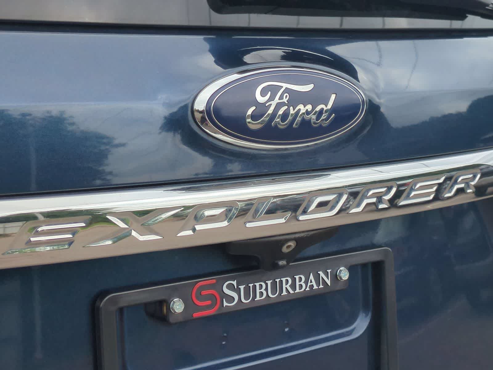 Thumbnail: 2016 Ford Explorer - 13
