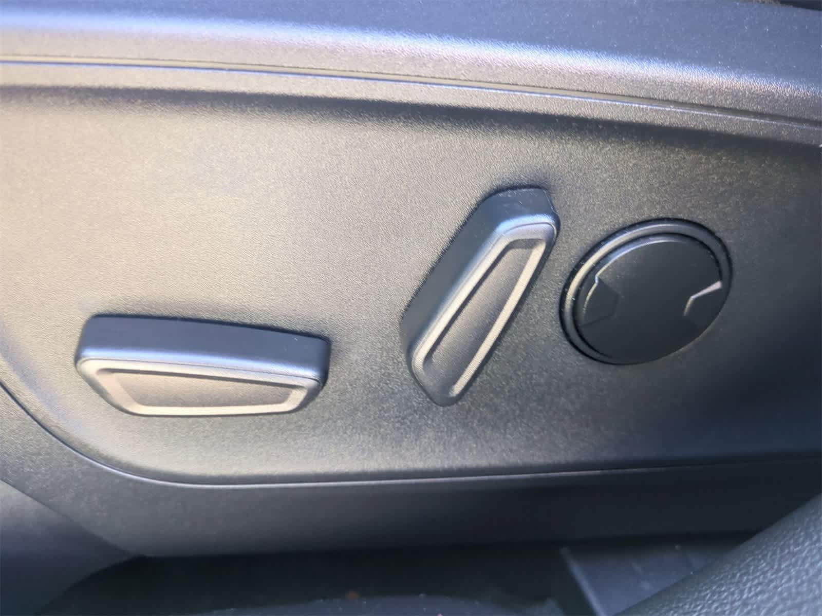 Thumbnail: 2025 Ford Escape - 18