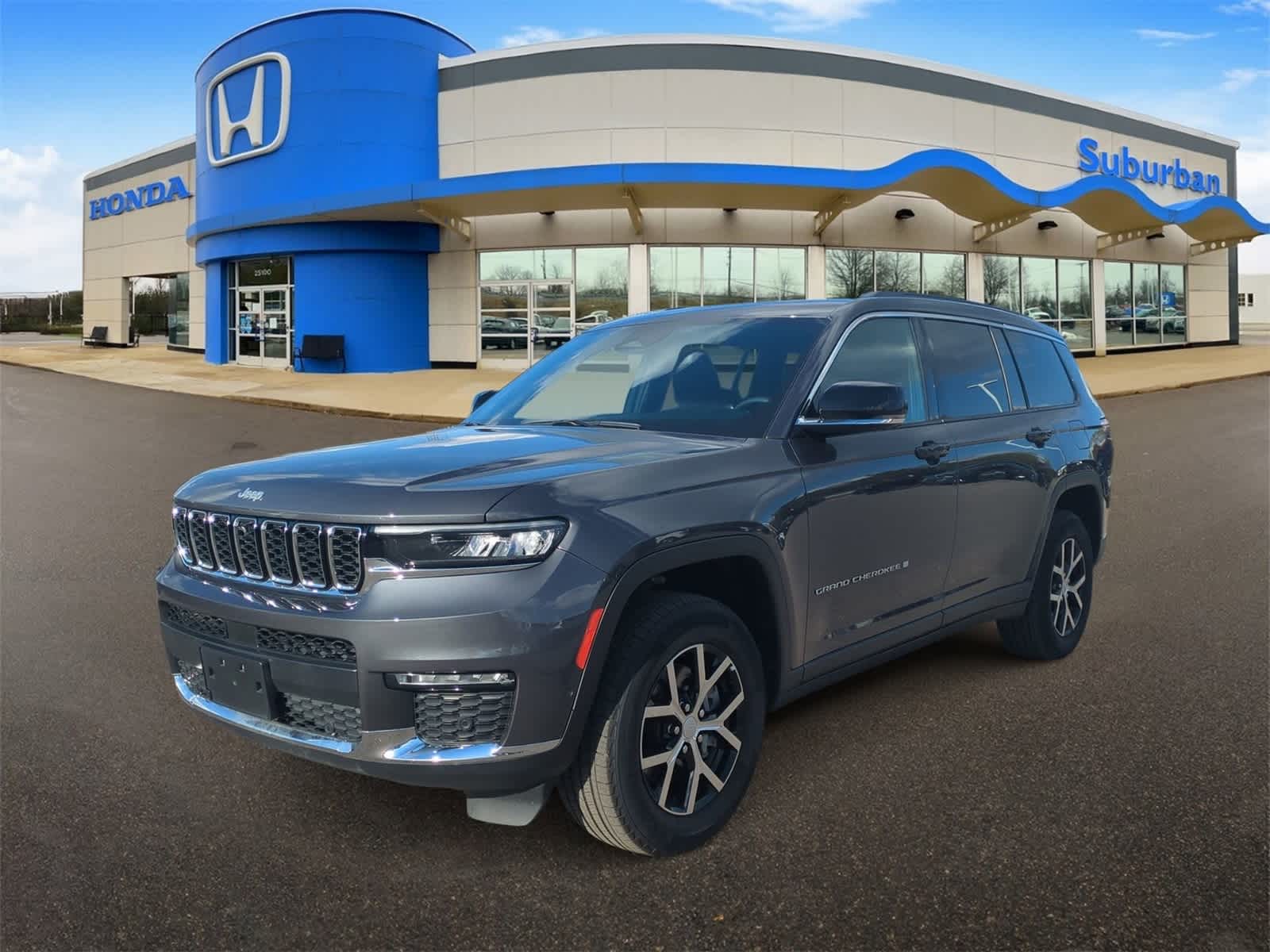 2024 Jeep Grand Cherokee Limited photo 3
