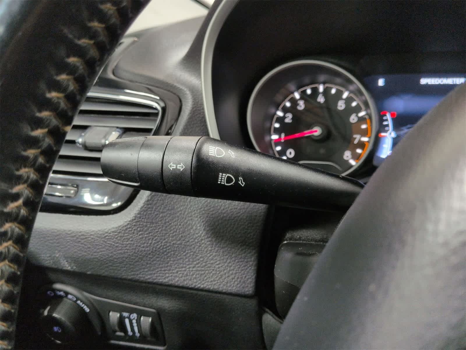 Thumbnail: 2019 Jeep Compass - 26