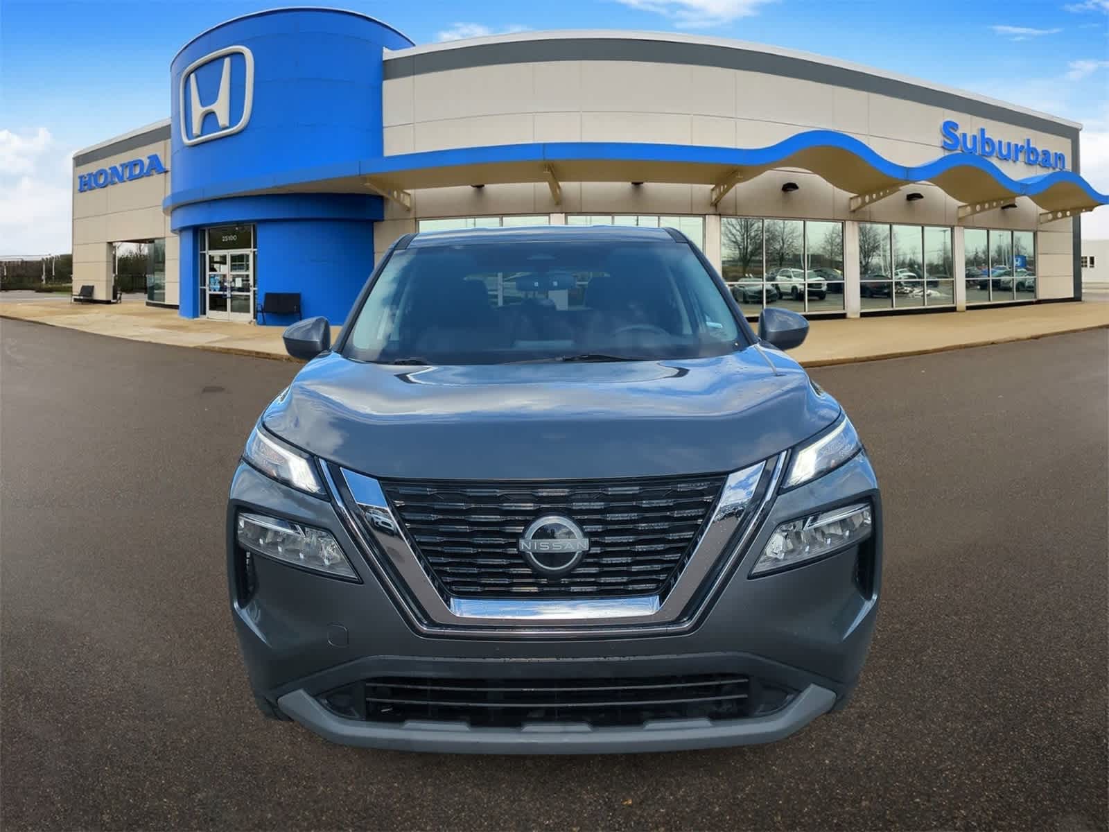 2023 Nissan Rogue SV photo 3