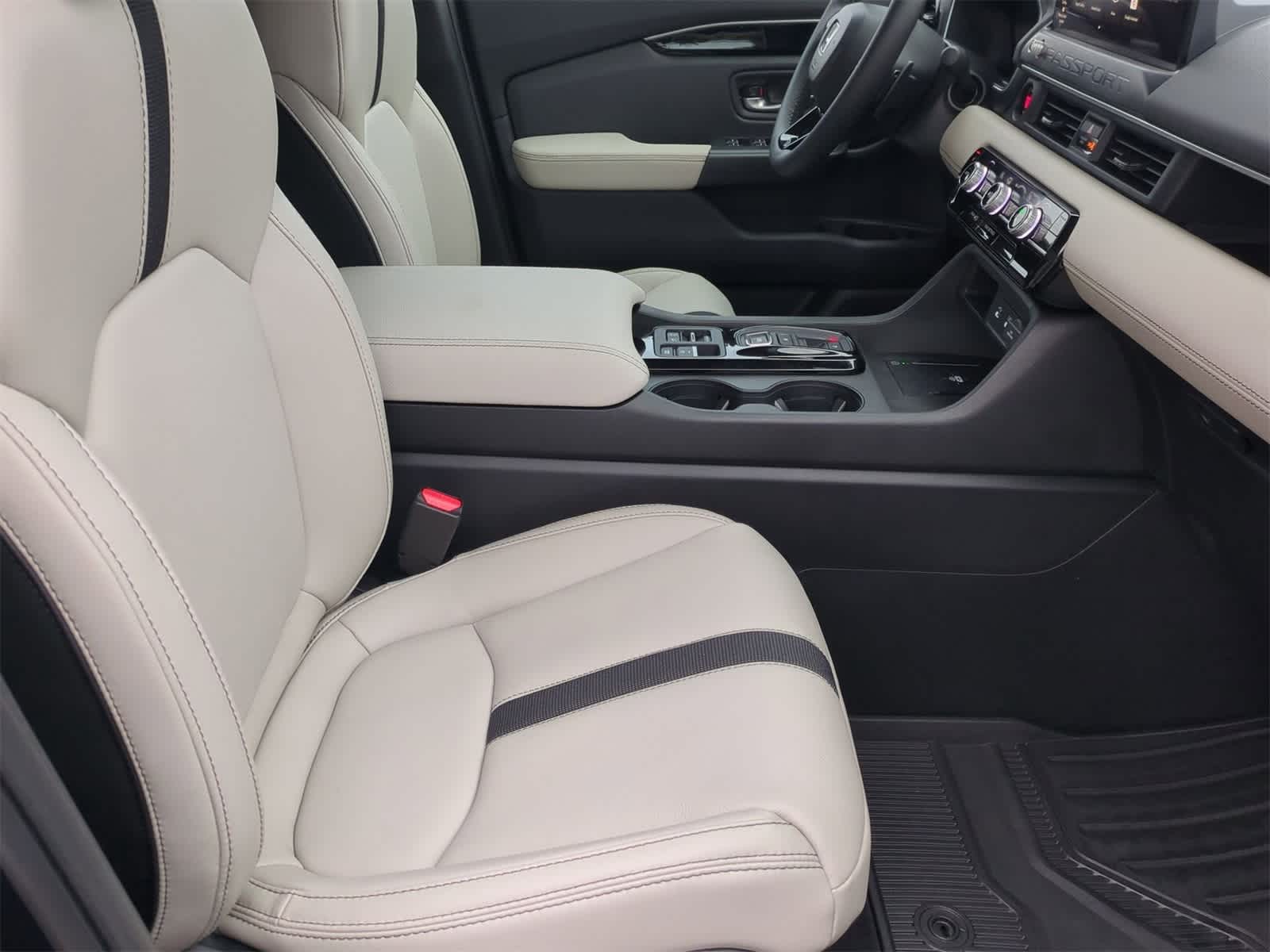 Thumbnail: 2026 Honda Passport - 11