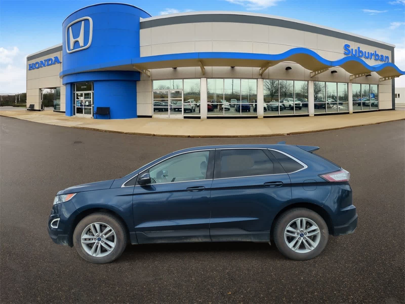 Thumbnail: 2017 Ford Edge - 5