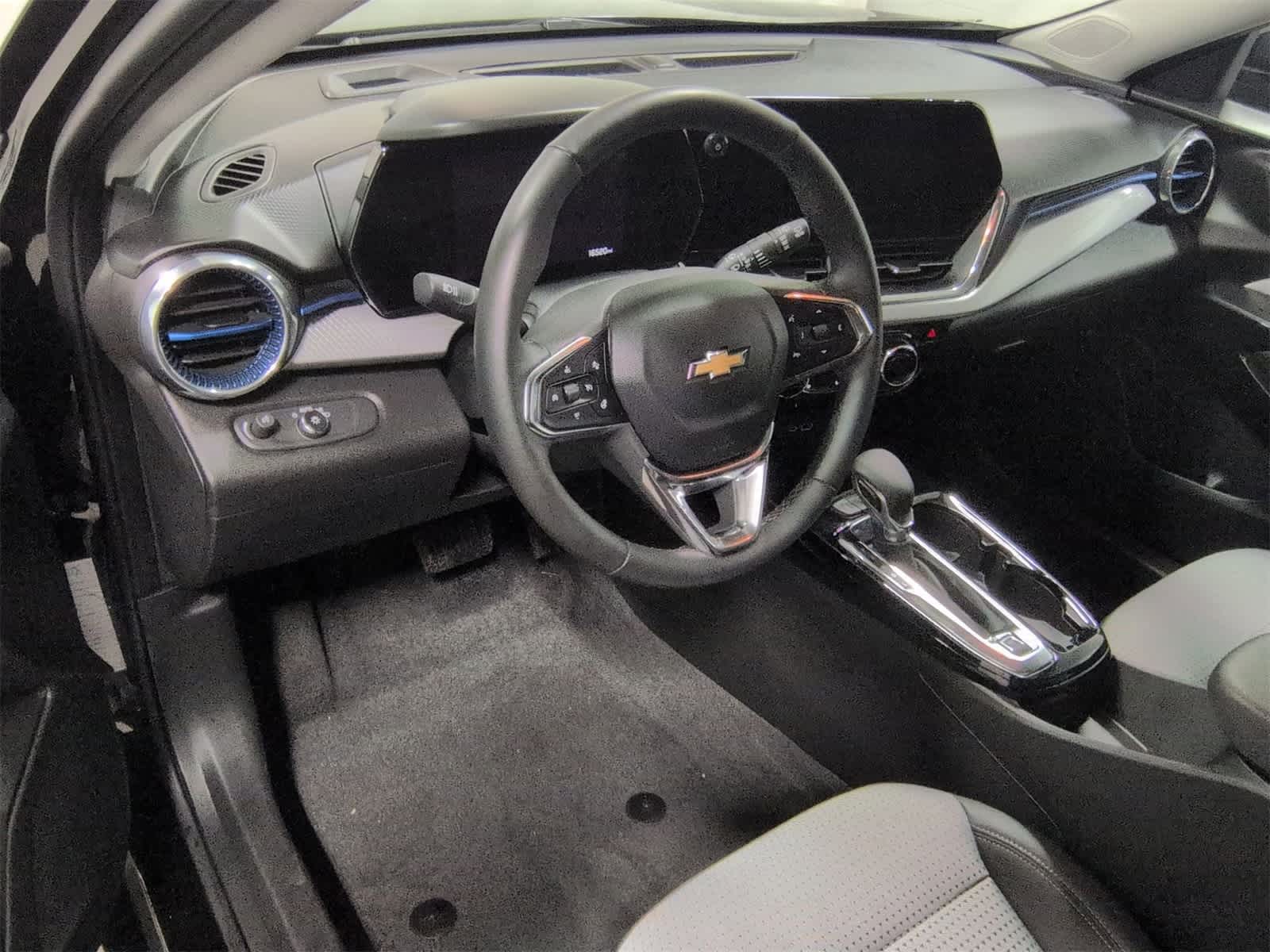 Thumbnail: 2025 Chevrolet Trax - 10