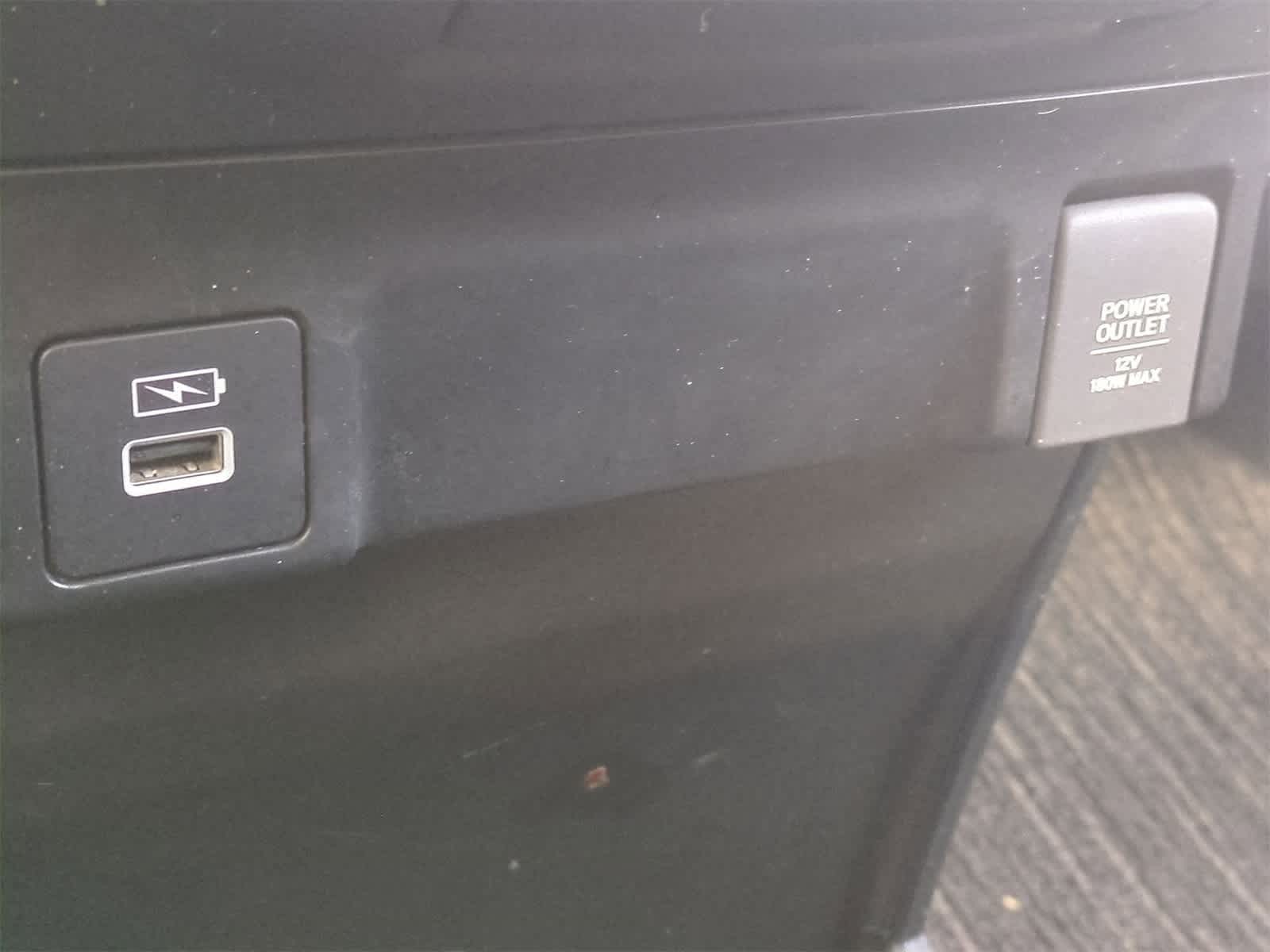 Thumbnail: 2023 Honda Odyssey - 32