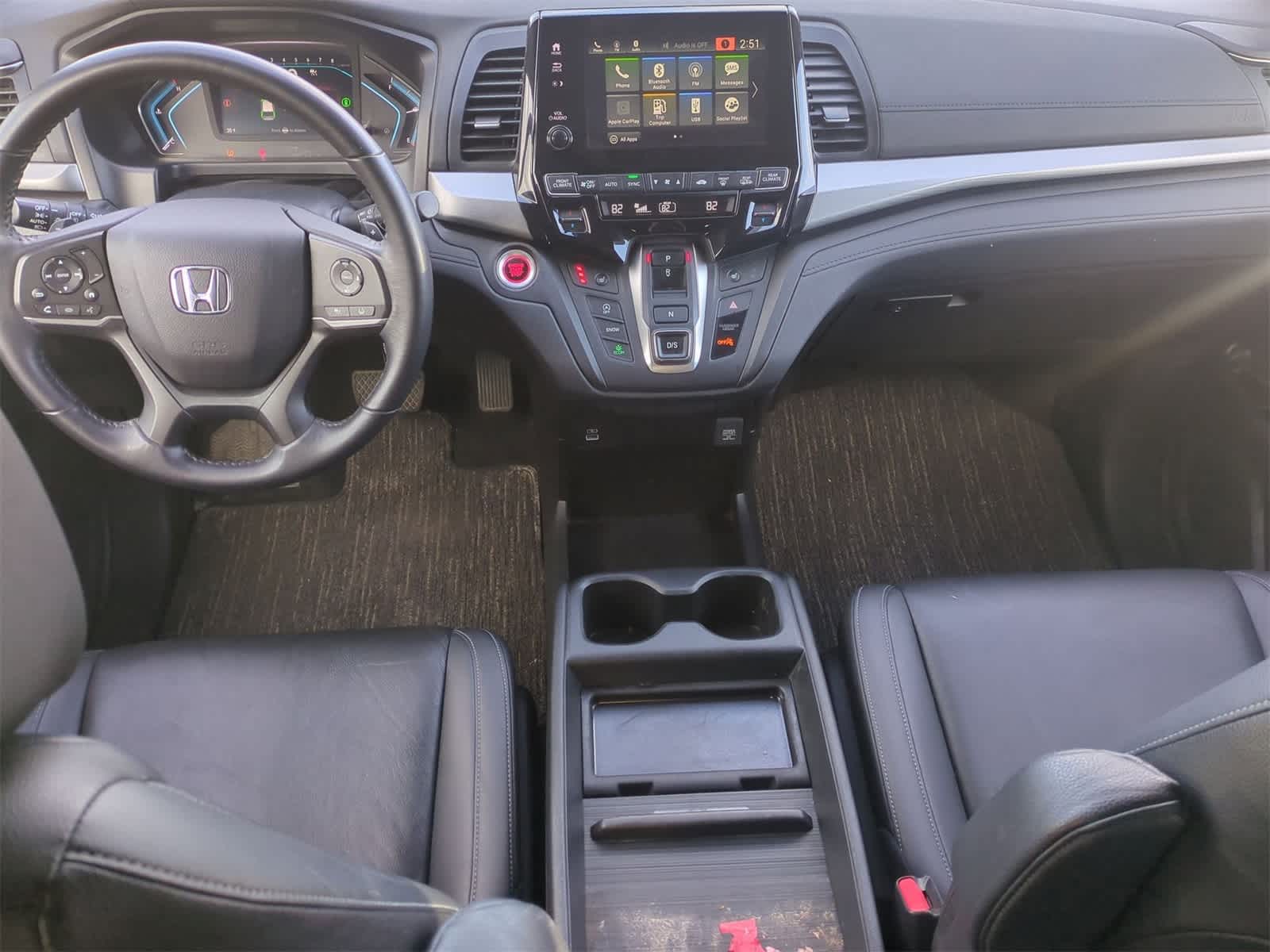 Thumbnail: 2023 Honda Odyssey - 16