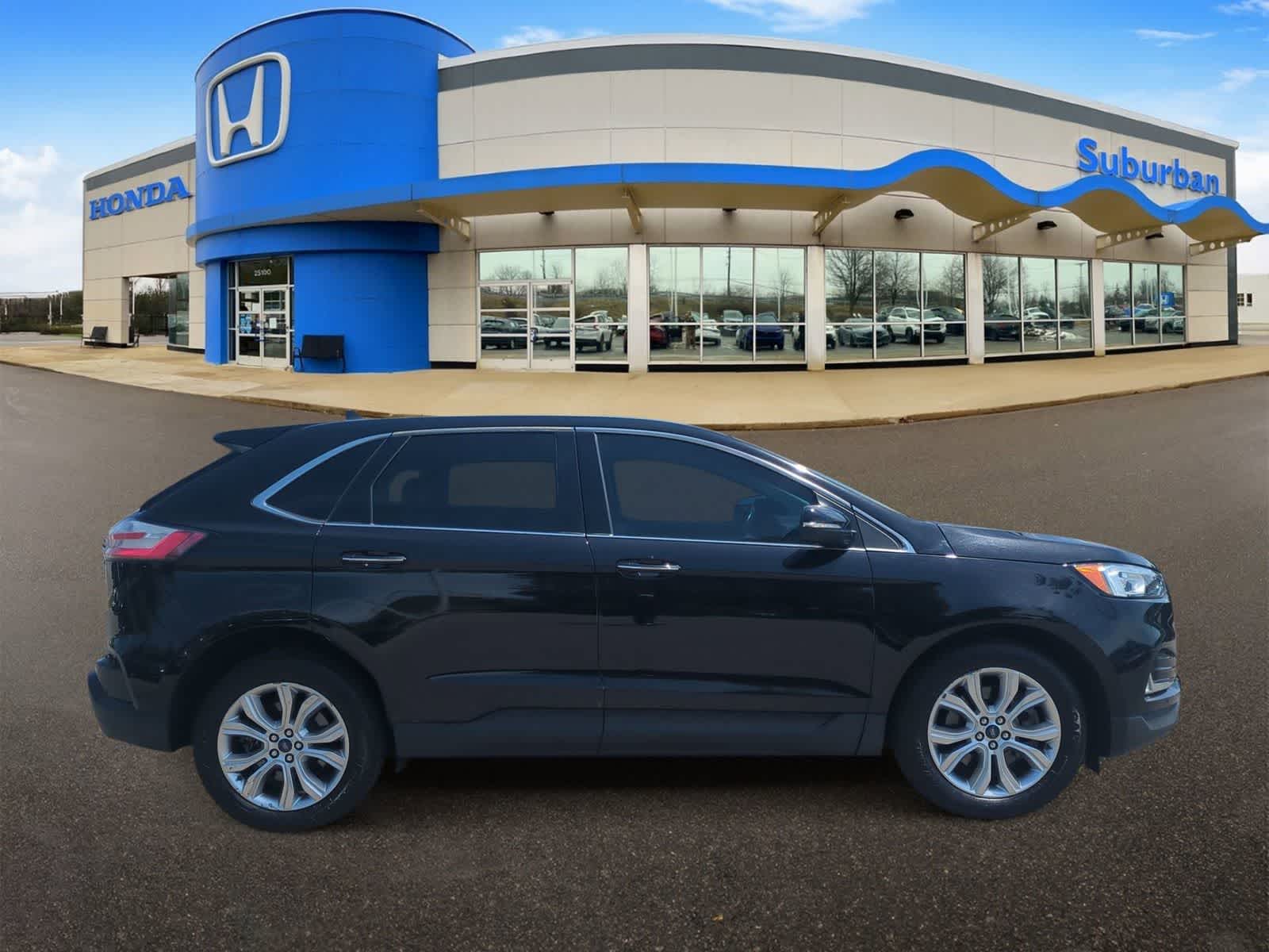 Thumbnail: 2022 Ford Edge - 9