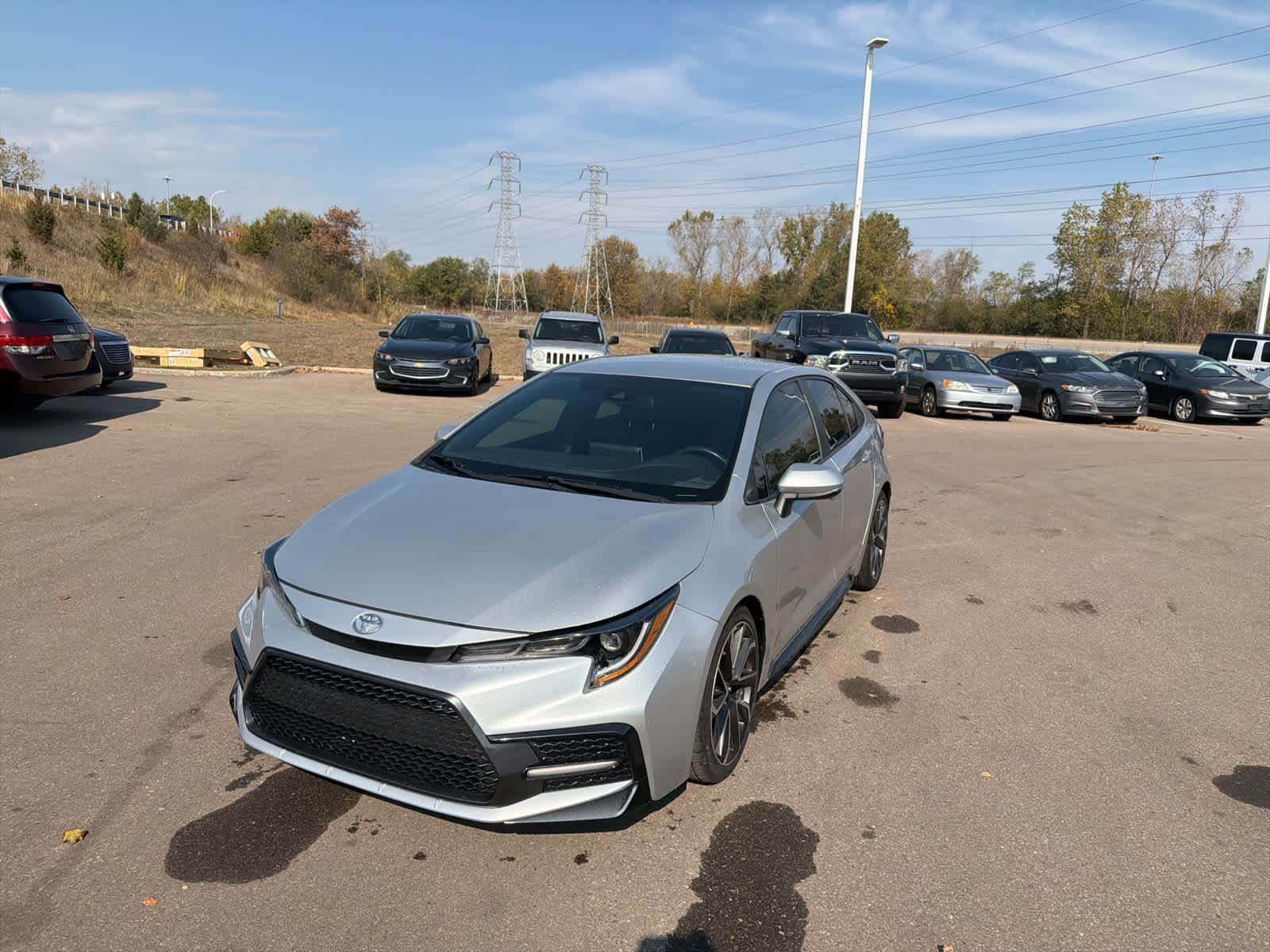 2020 Toyota Corolla SE photo 2