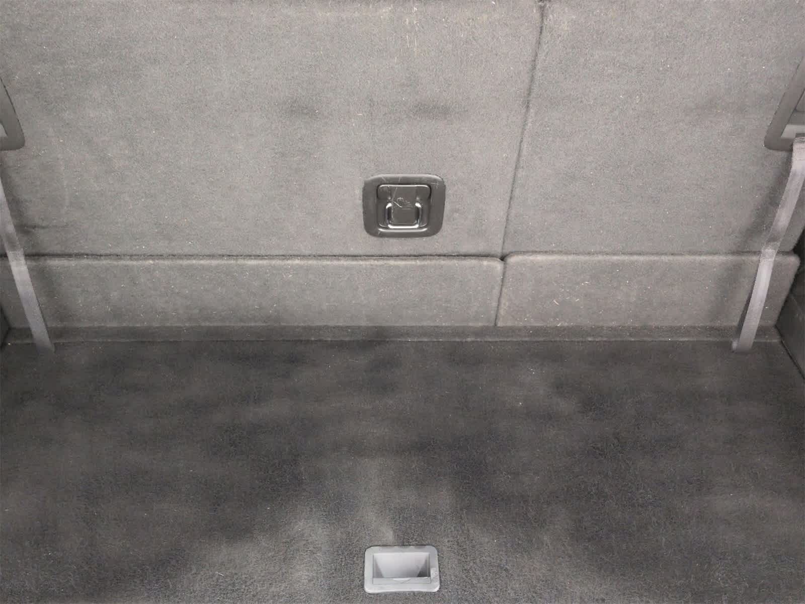 Thumbnail: 2016 GMC Acadia - 33