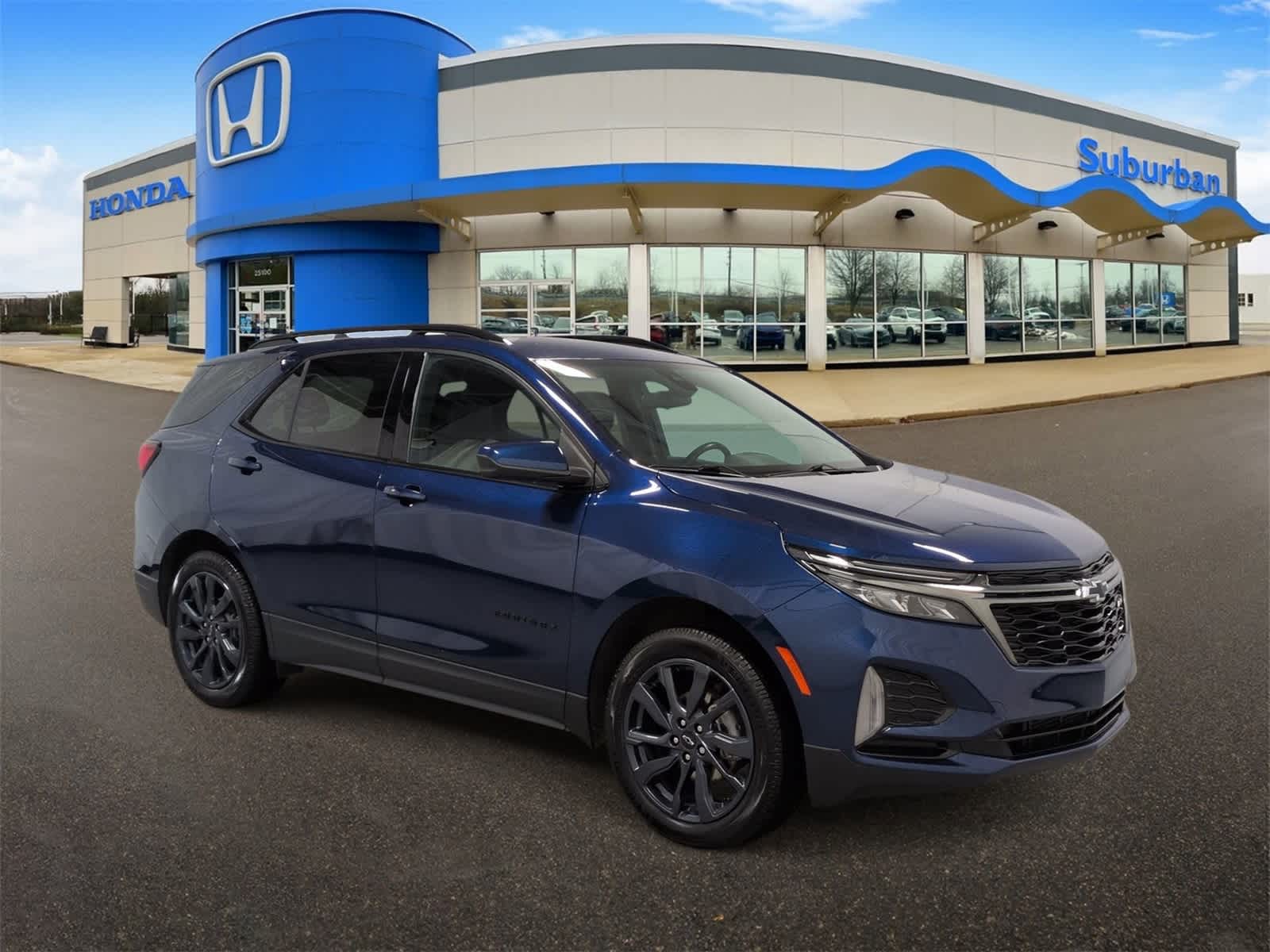 Thumbnail: 2022 Chevrolet Equinox - 2