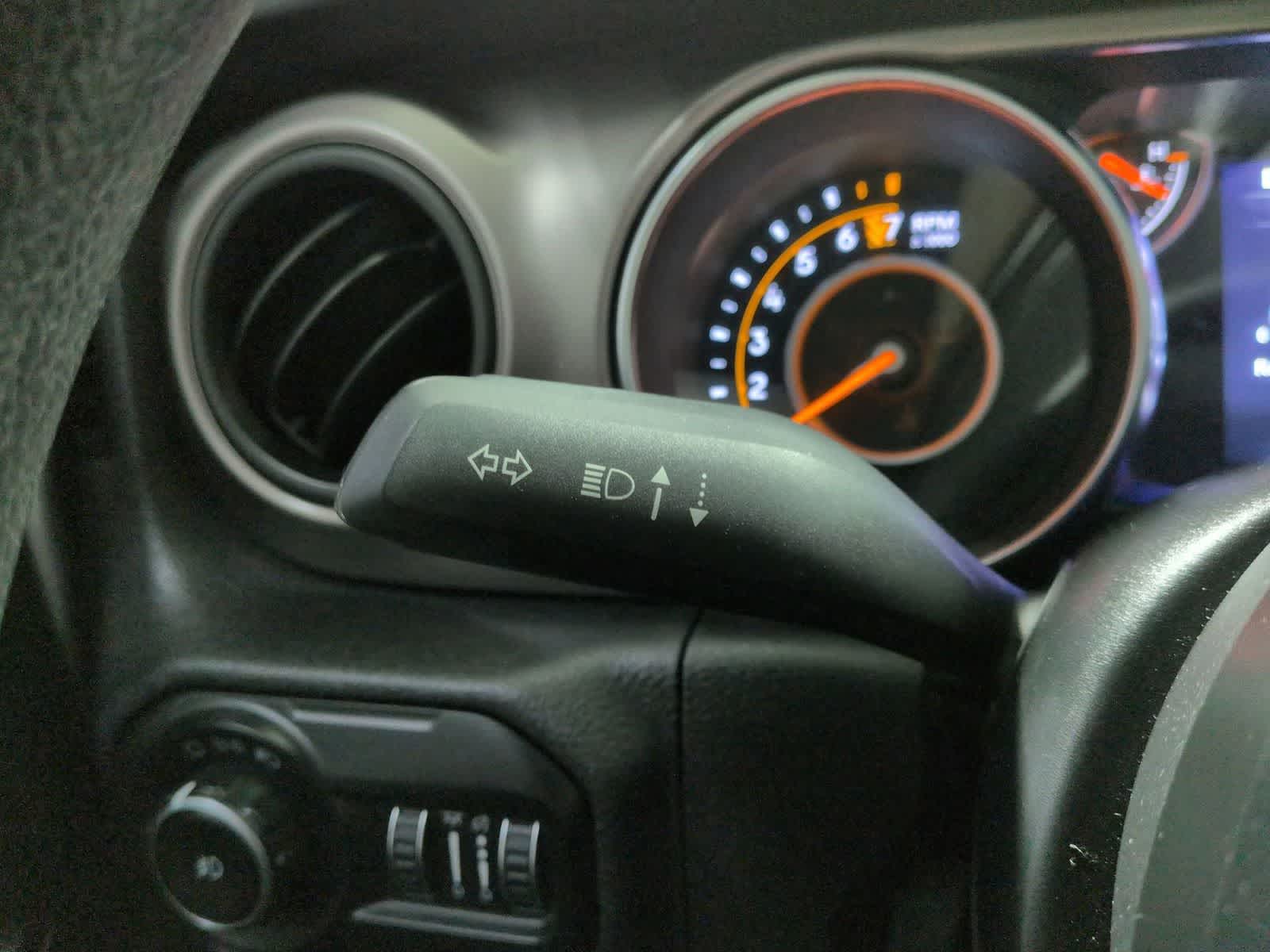 Thumbnail: 2020 Jeep Wrangler - 27