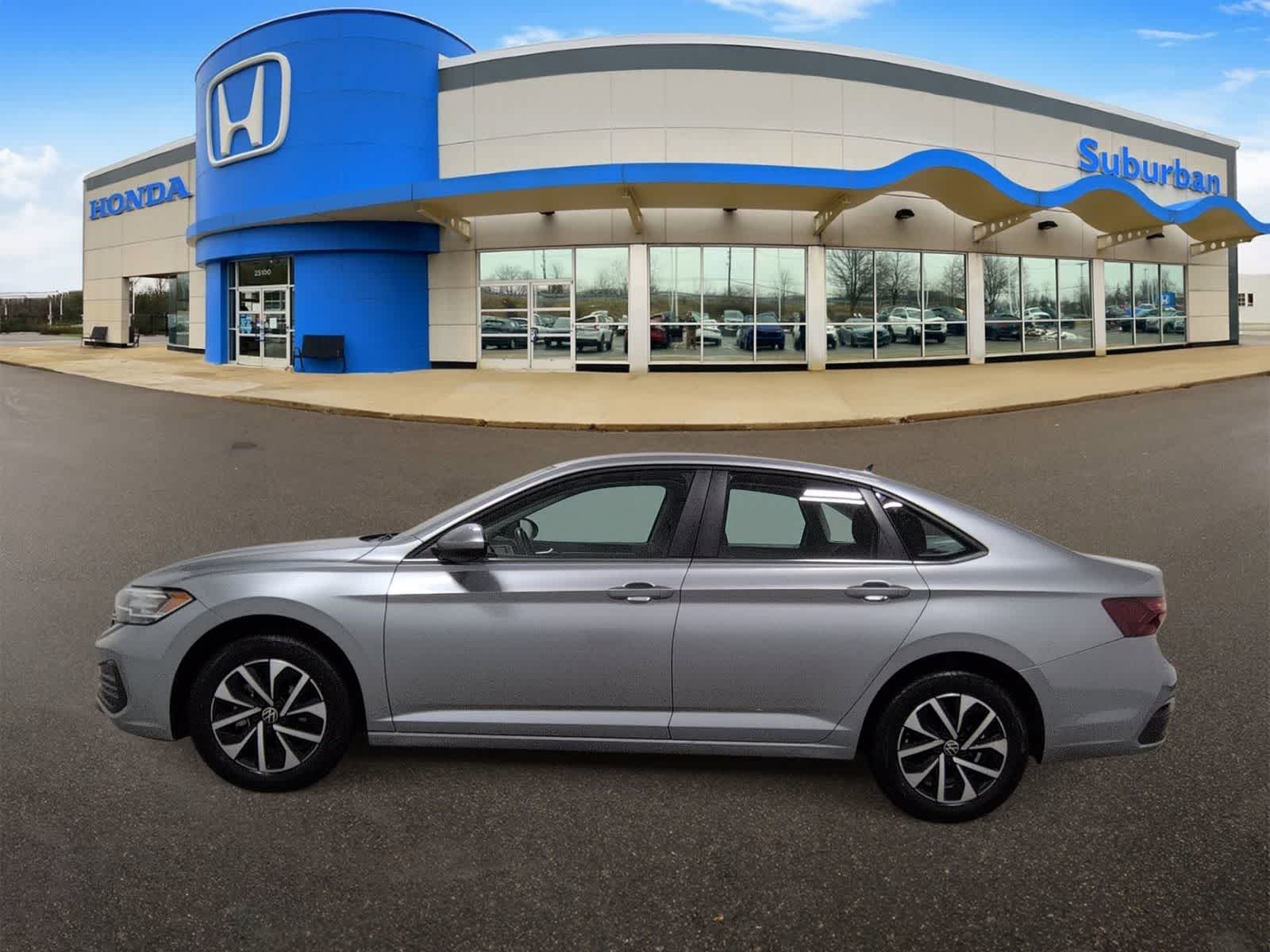 Thumbnail: 2024 Volkswagen Jetta - 5