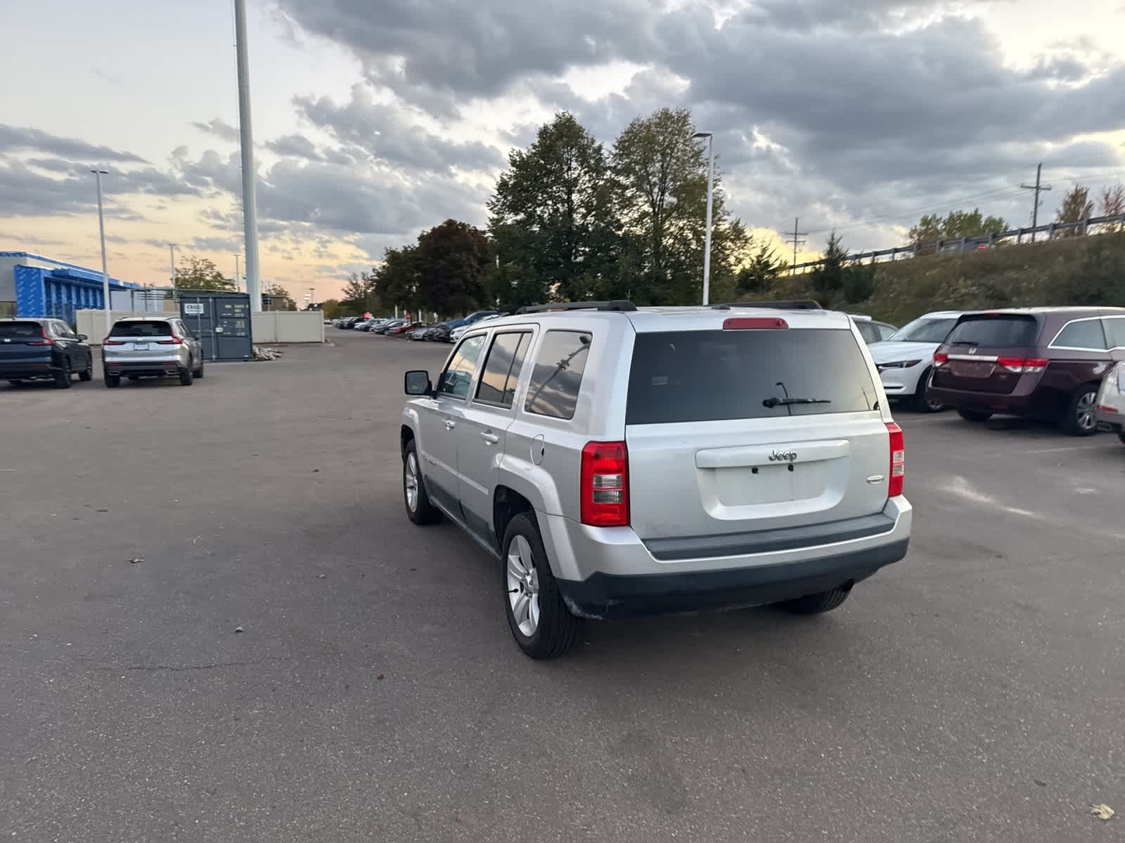 Thumbnail: 2011 Jeep Patriot - 22