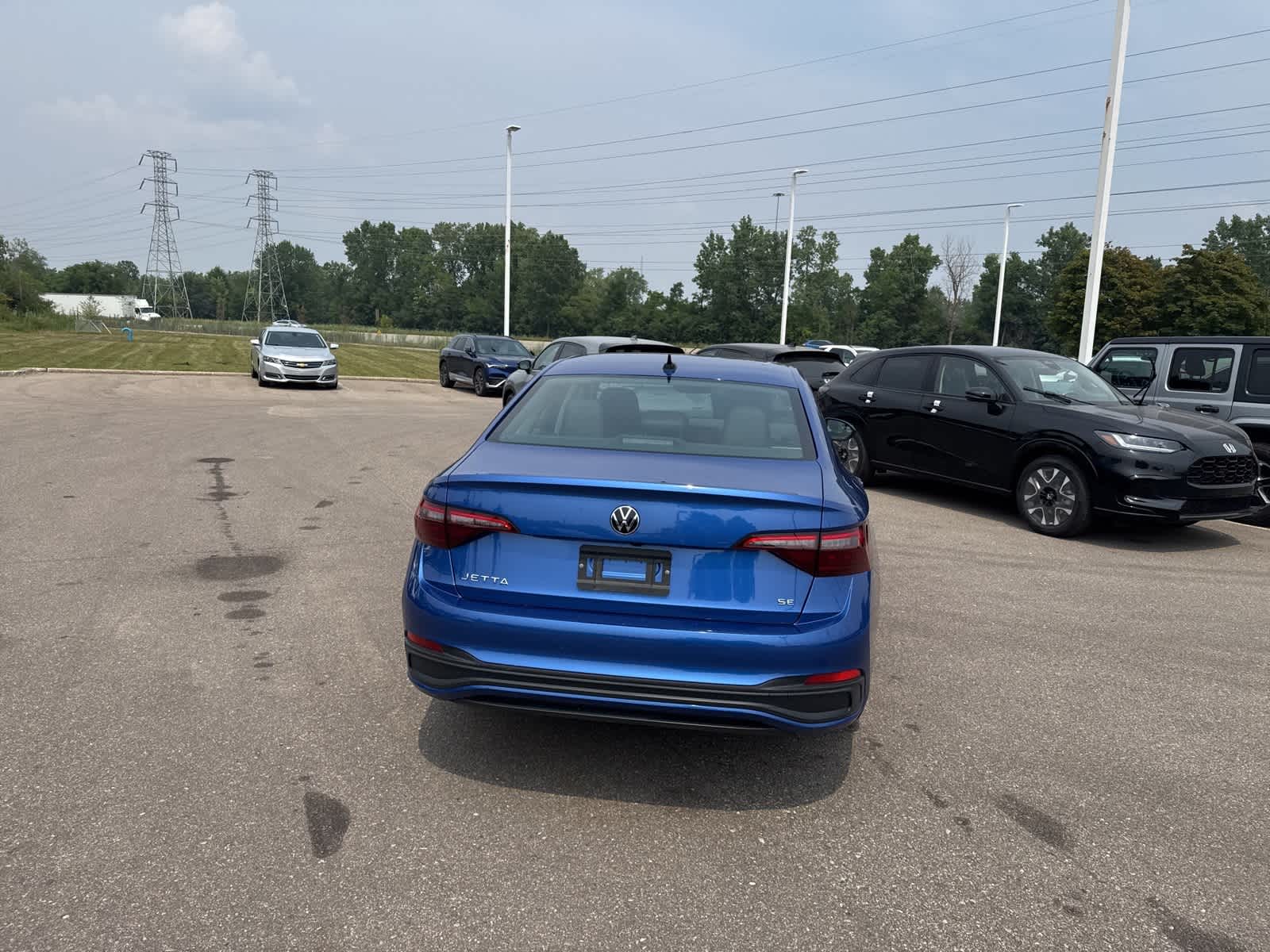 Thumbnail: 2023 Volkswagen Jetta - 17