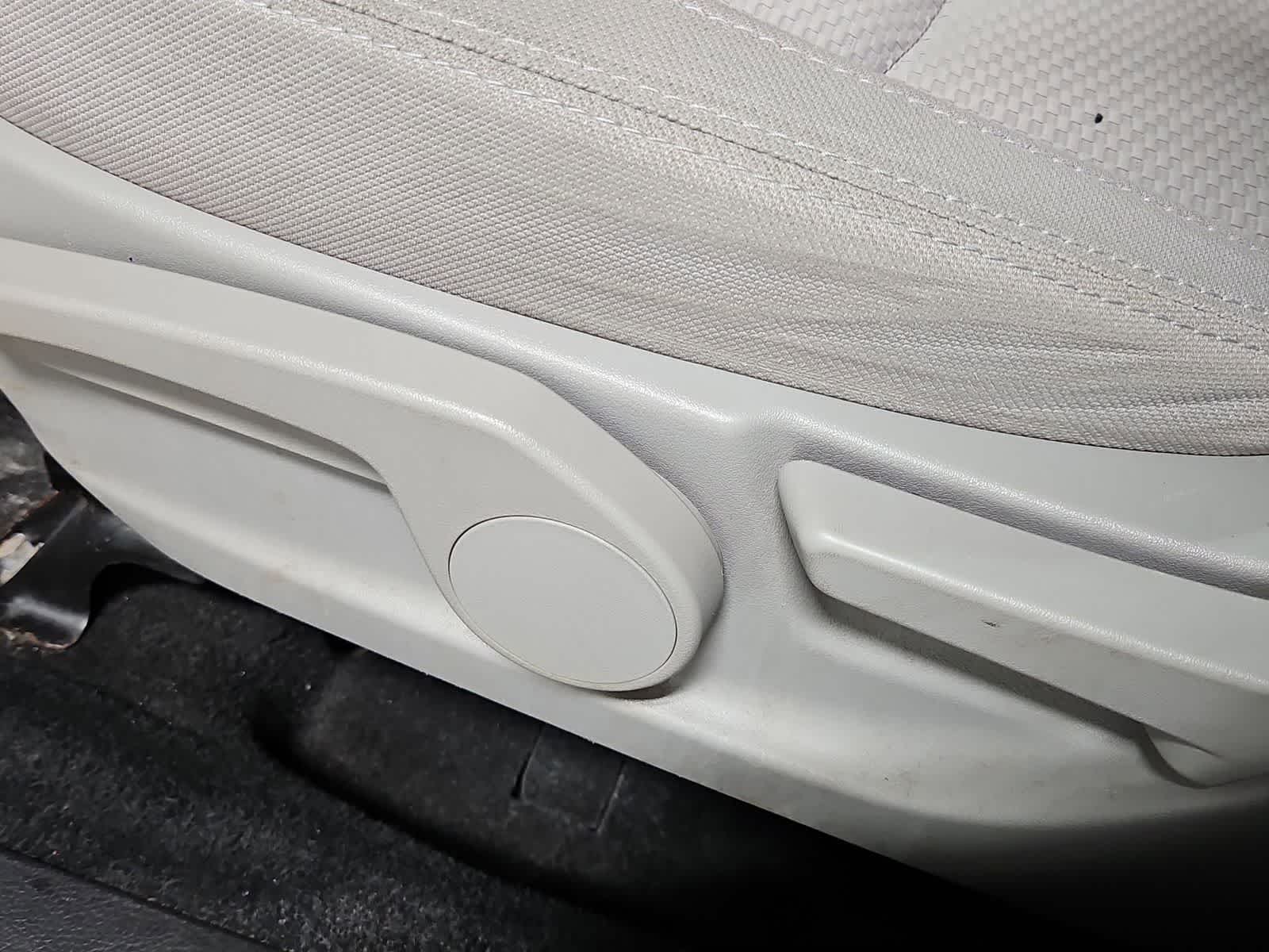 Thumbnail: 2016 Subaru Forester - 24