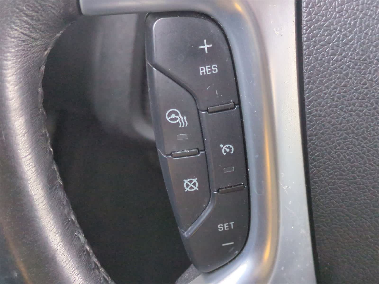 Thumbnail: 2017 Chevrolet Traverse - 24