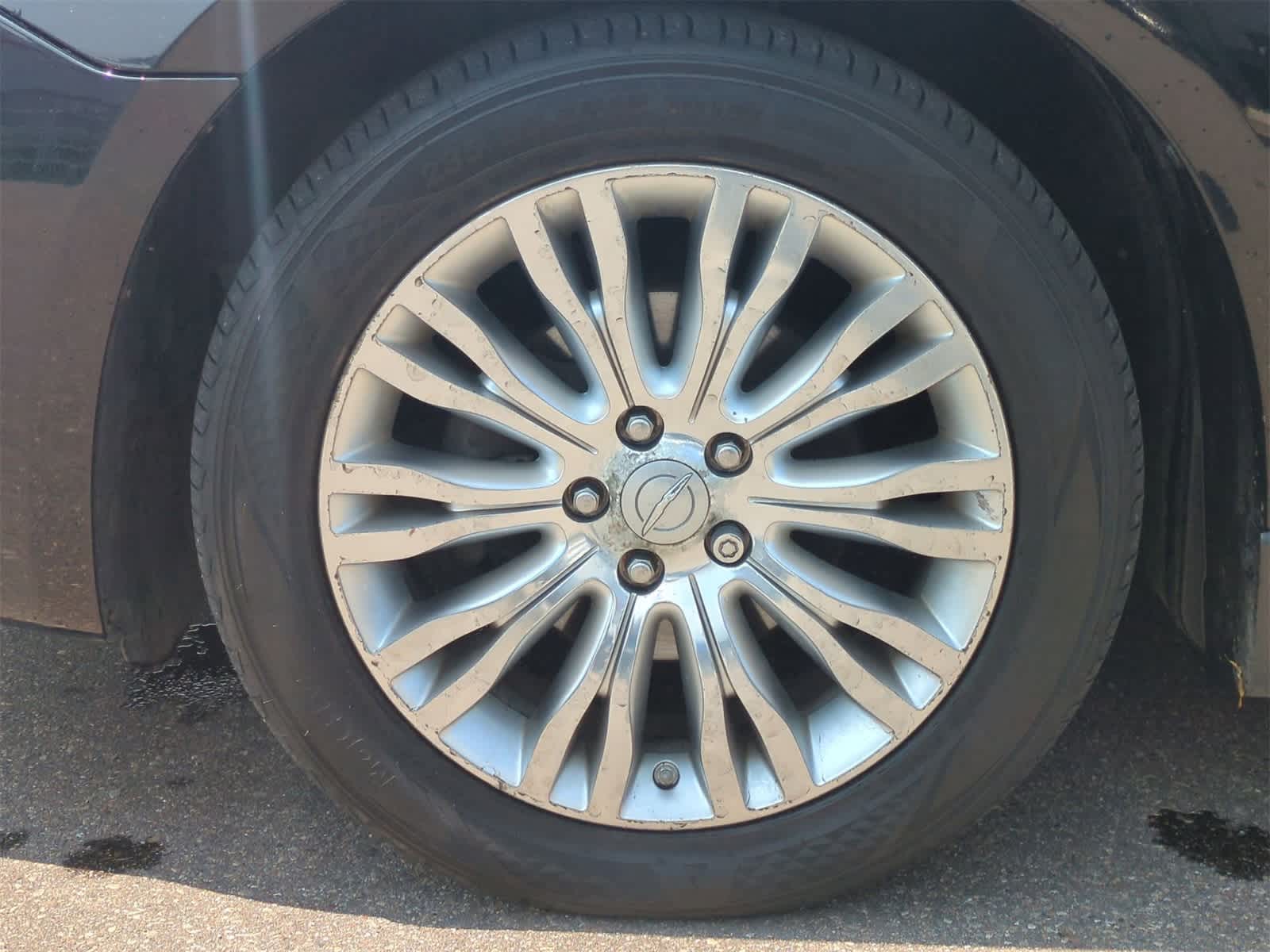 Thumbnail: 2011 Chrysler 200 - 14
