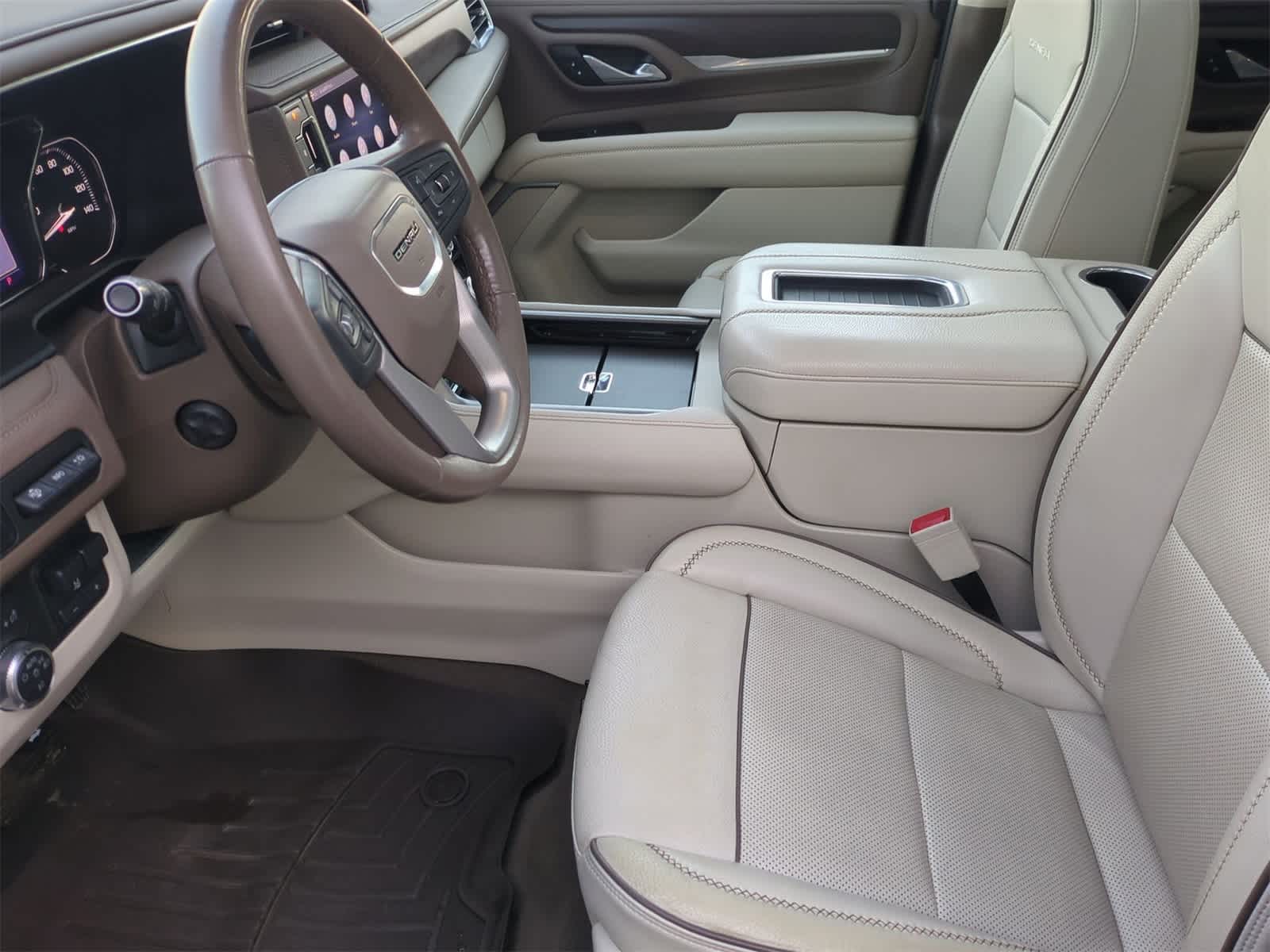 Thumbnail: 2021 GMC Yukon - 17