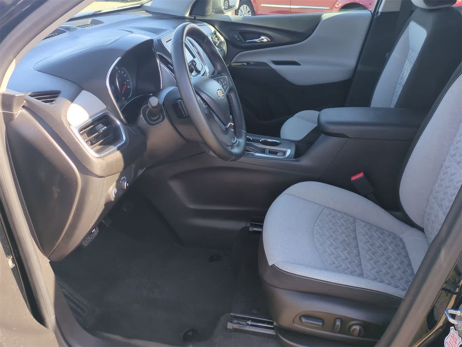 2024 Chevrolet Equinox LT 16
