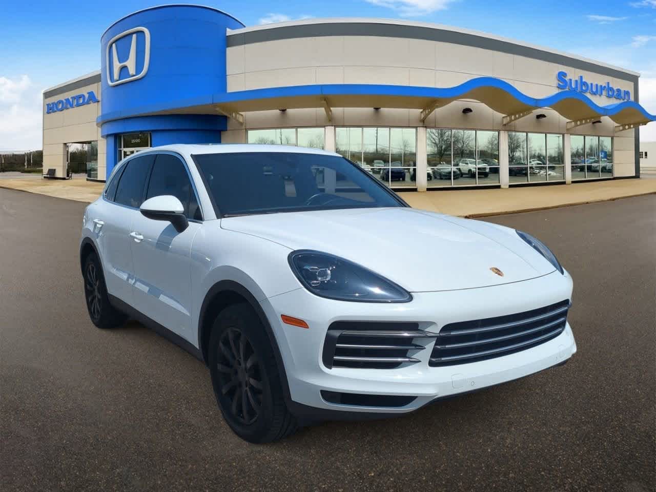 2020 Porsche Cayenne S photo 2