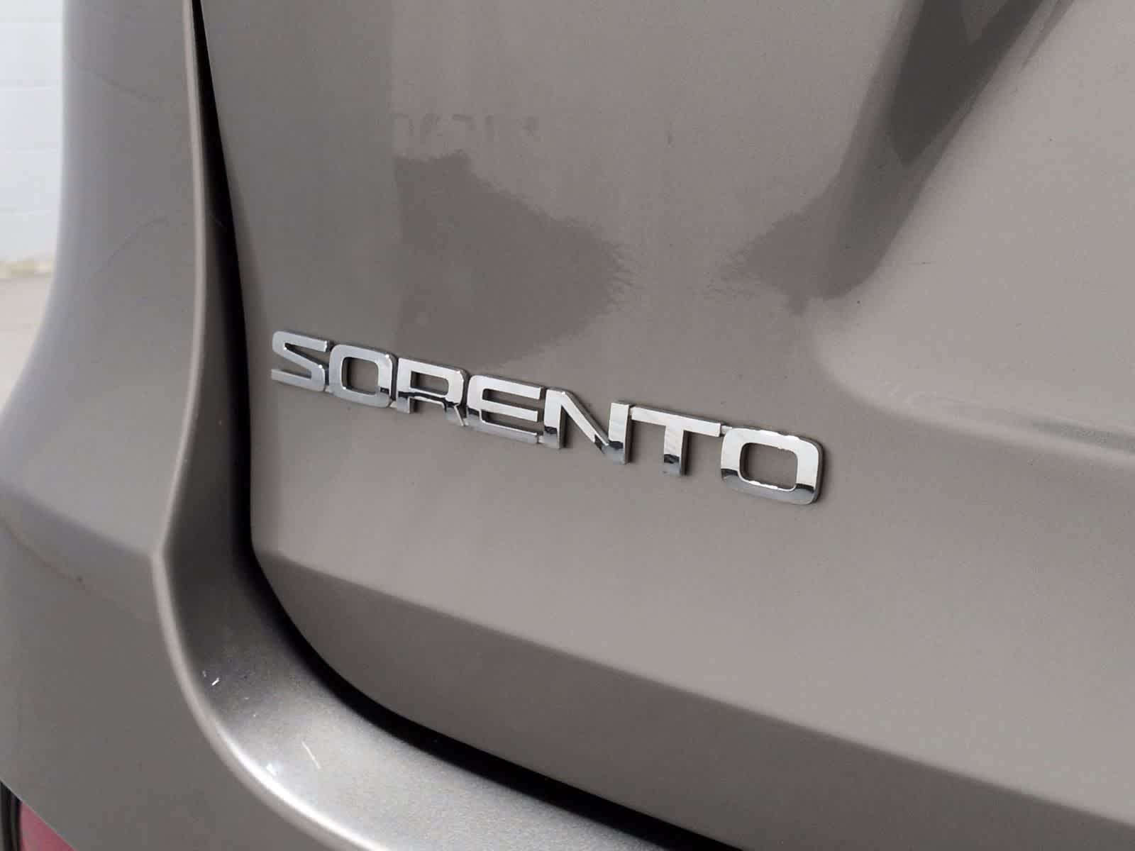 Thumbnail: 2019 Kia Sorento - 12