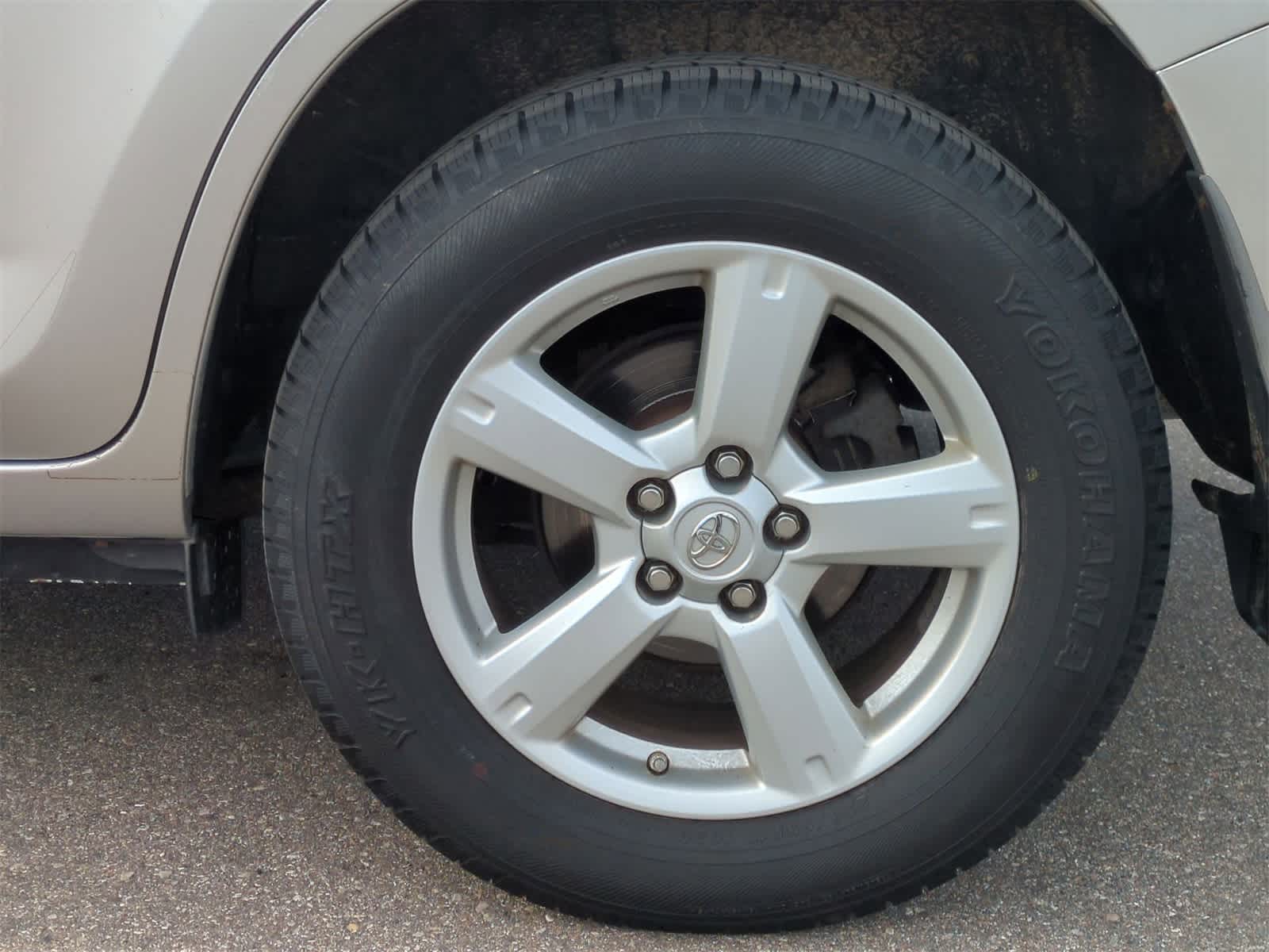 Thumbnail: 2008 Toyota RAV4 - 14