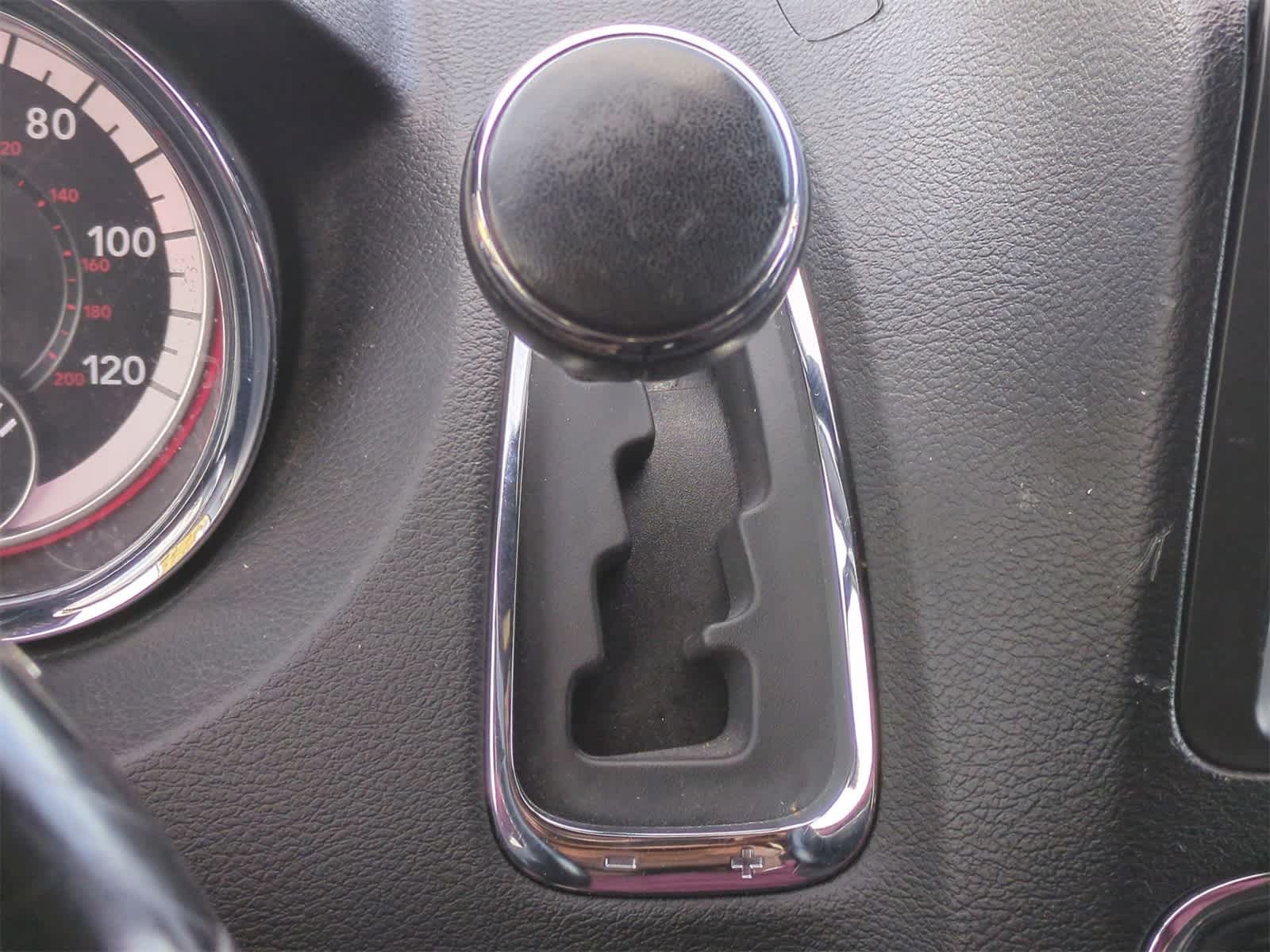 Thumbnail: 2019 Dodge Grand Caravan - 30