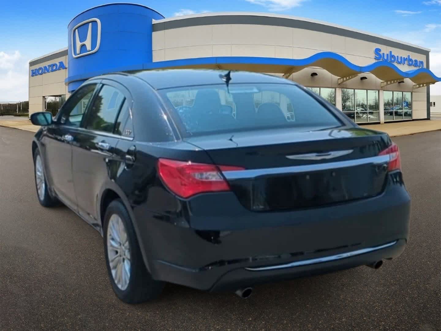 Thumbnail: 2011 Chrysler 200 - 7