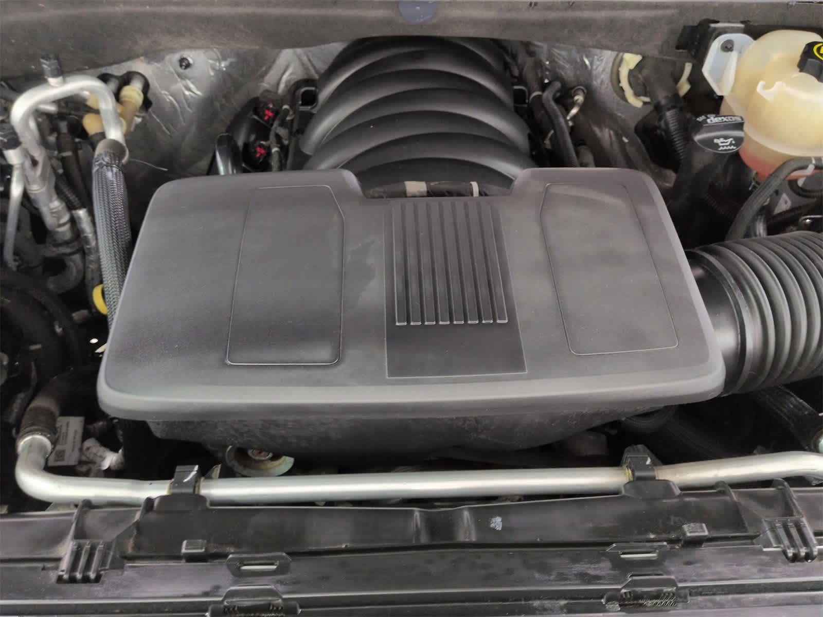 Thumbnail: 2022 Chevrolet Tahoe - 15