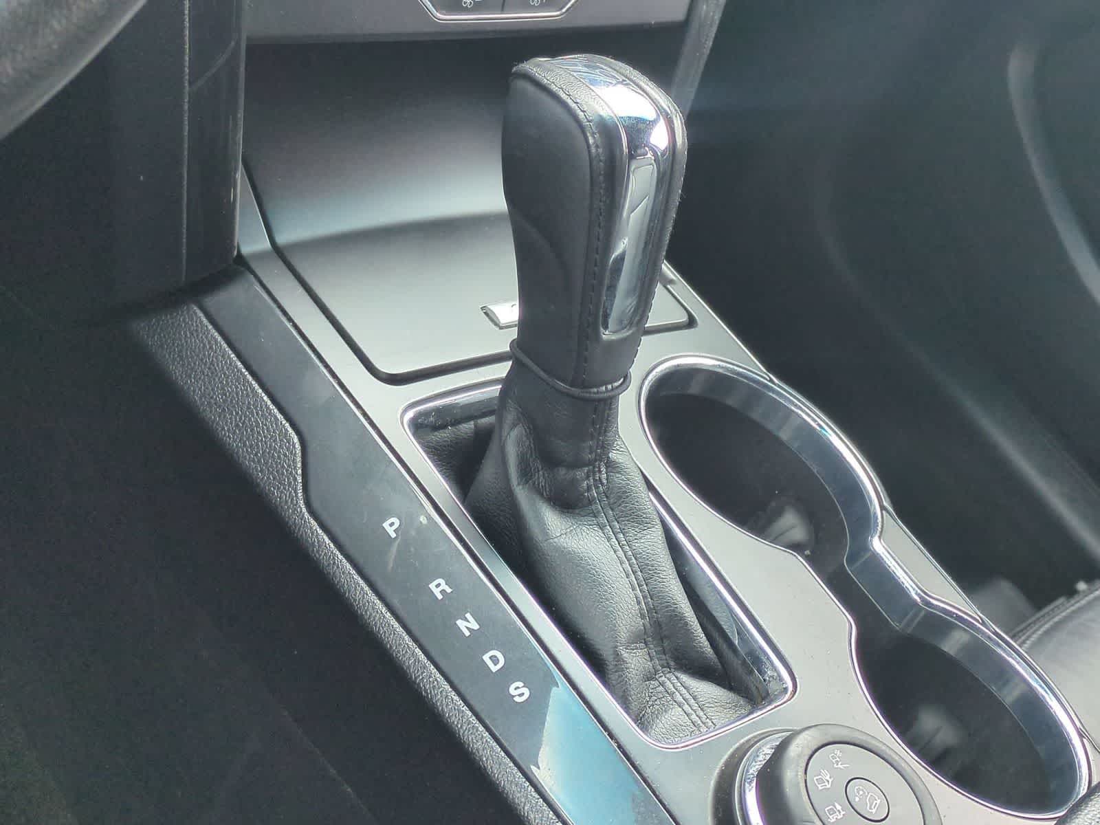 Thumbnail: 2016 Ford Explorer - 30