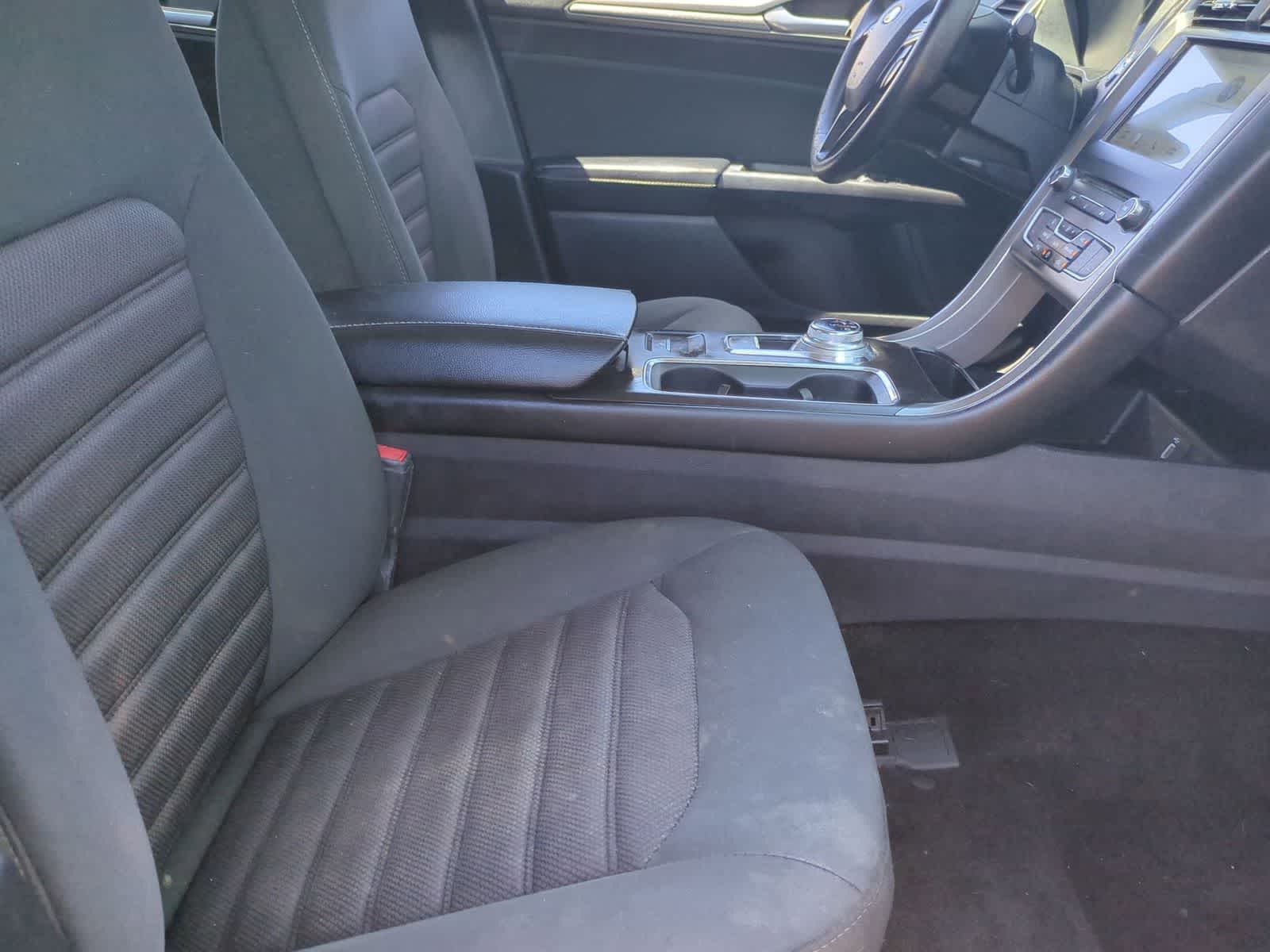 Thumbnail: 2018 Ford Fusion - 21