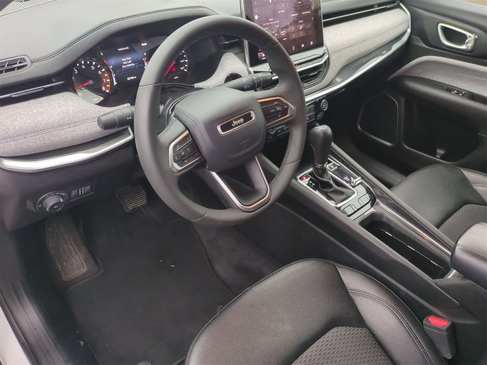 Thumbnail: 2024 Jeep Compass - 10