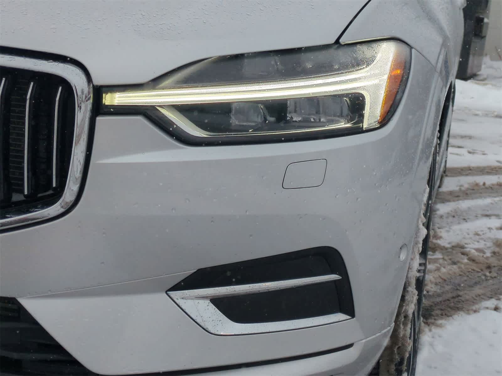 Thumbnail: 2018 Volvo XC60 - 12