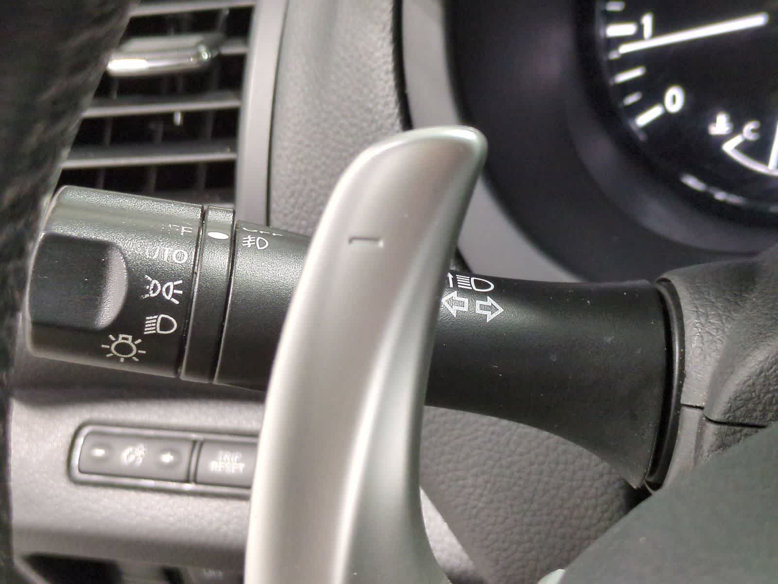 Thumbnail: 2018 Nissan Altima - 34