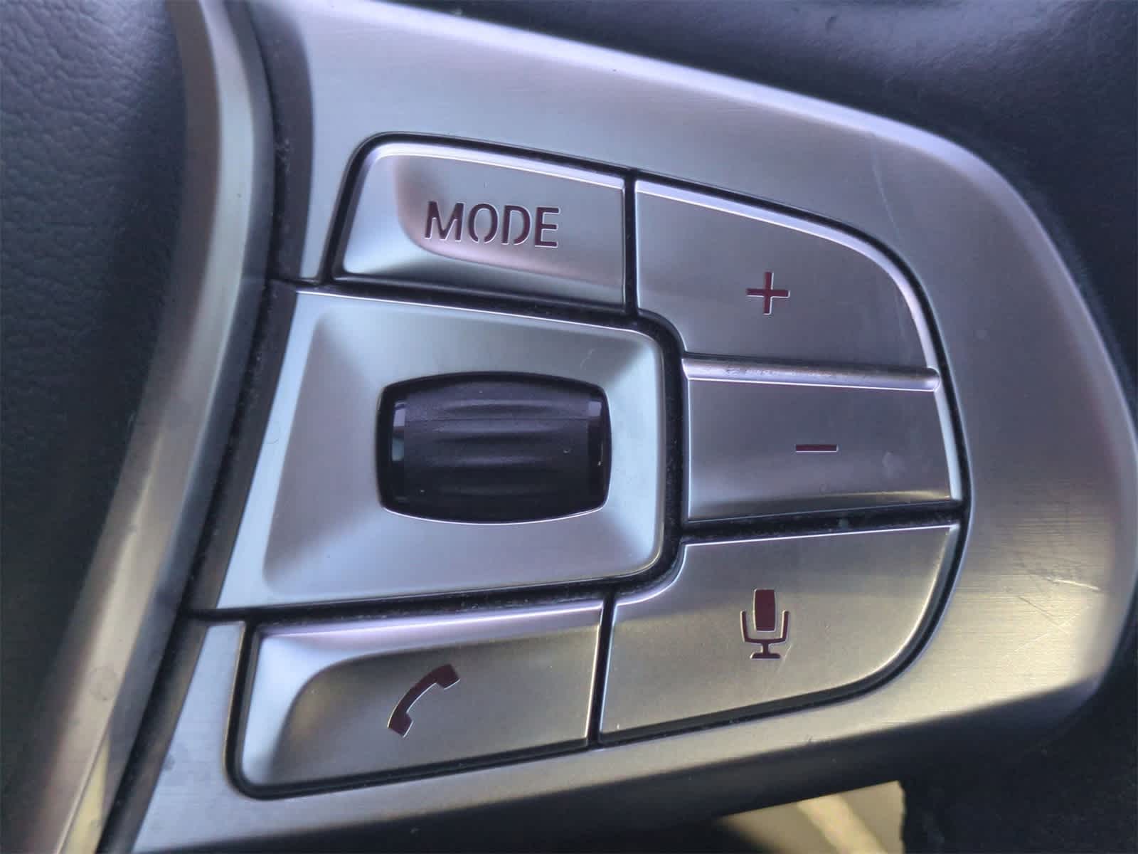 Thumbnail: 2019 BMW 7 Series - 26