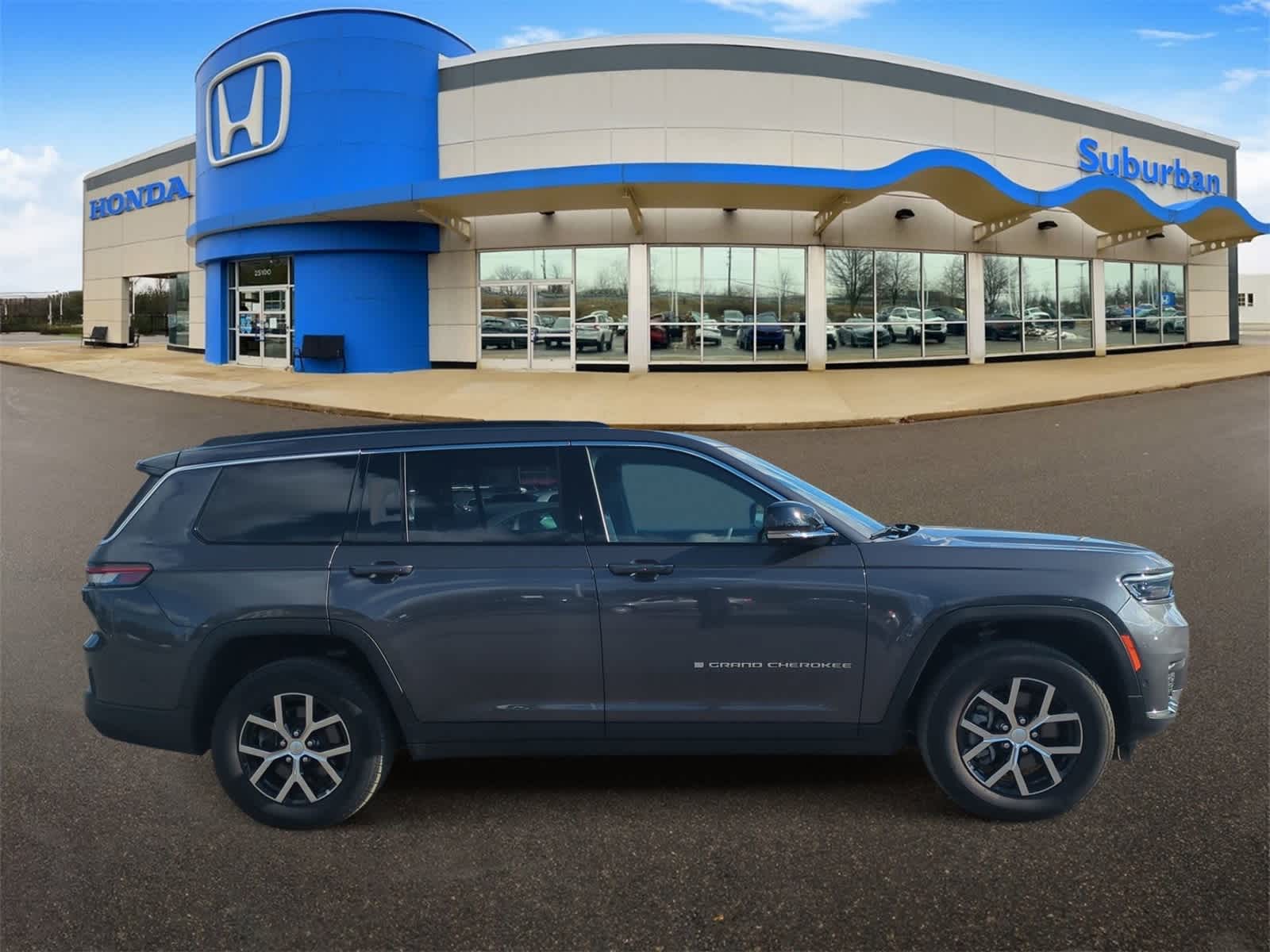 Thumbnail: 2024 Jeep Grand Cherokee L - 9