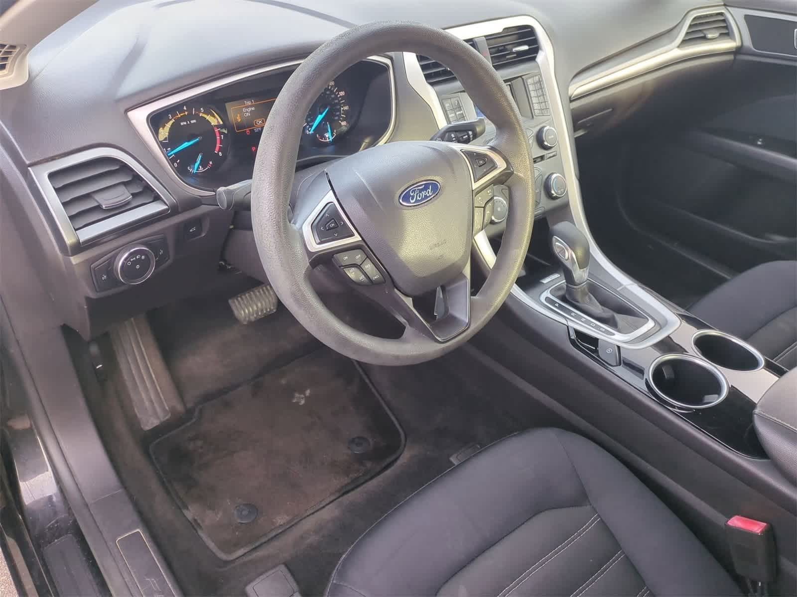 Thumbnail: 2014 Ford Fusion - 10