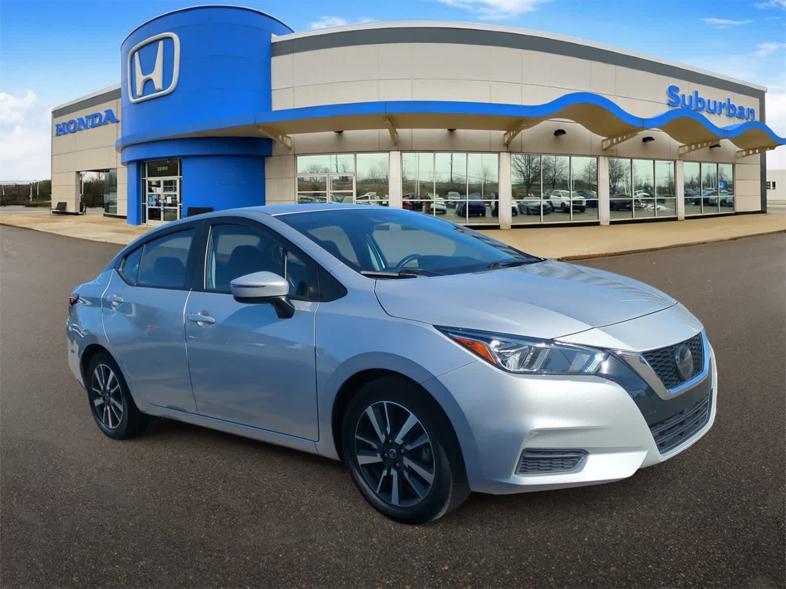 2021 Nissan Versa SV photo 2