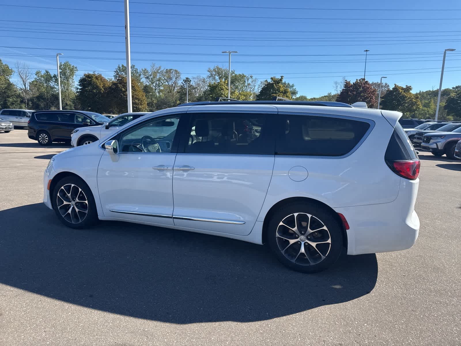 Thumbnail: 2020 Chrysler Pacifica - 26