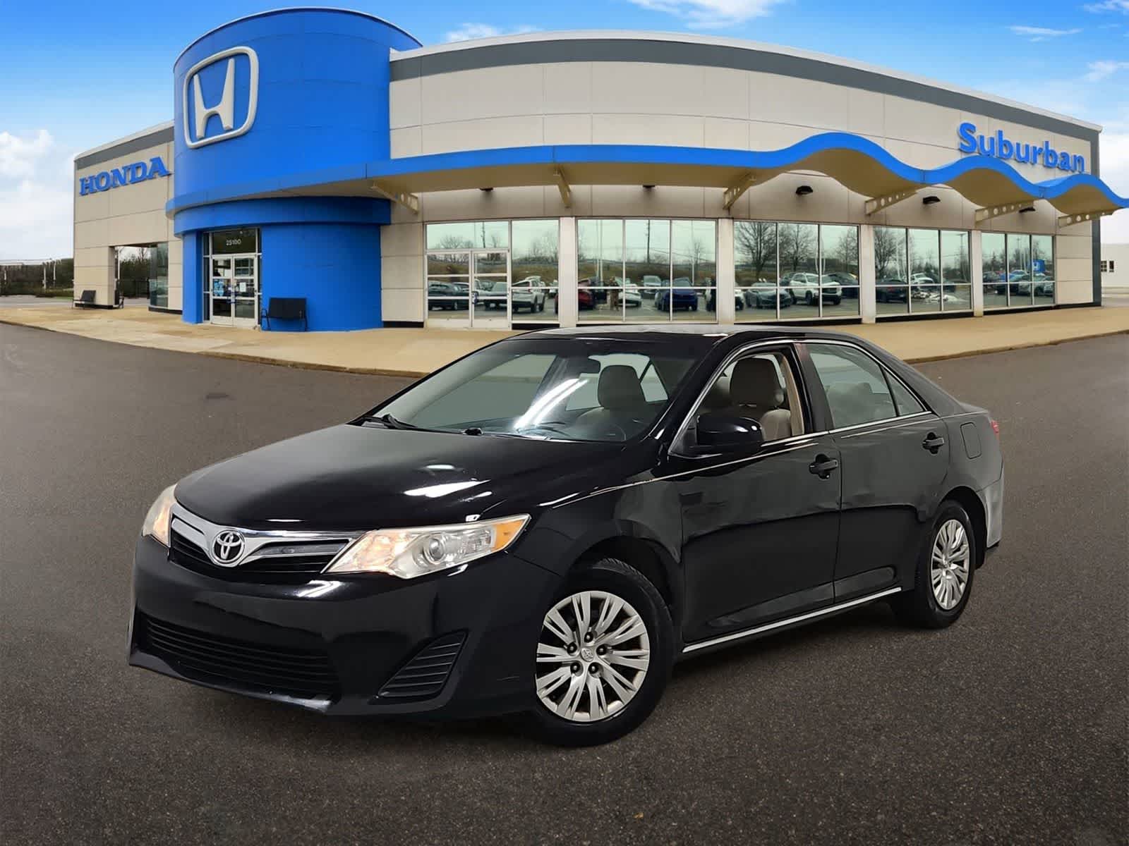 2013 Toyota Camry LE -
                  Farmington Hills, MI
