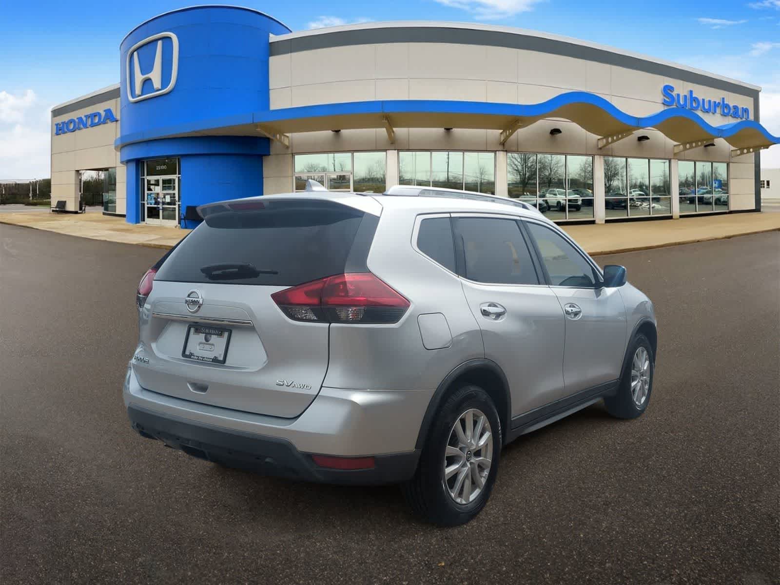 Thumbnail: 2018 Nissan Rogue - 8