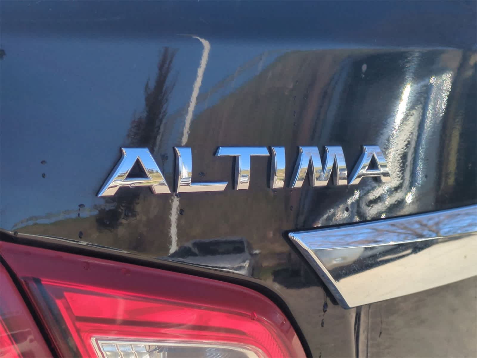 Thumbnail: 2018 Nissan Altima - 13